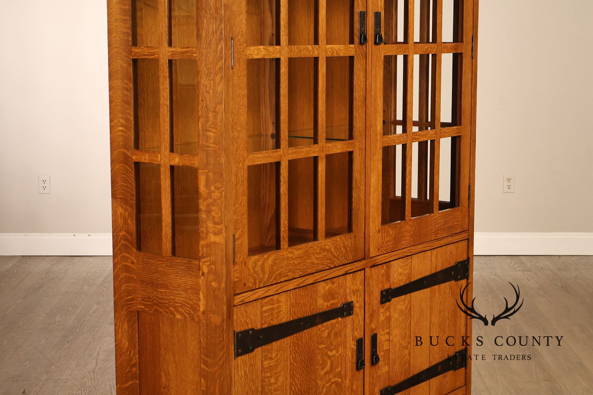 Stickley Mission Collection Oak China Cabinet With Strap Hardware