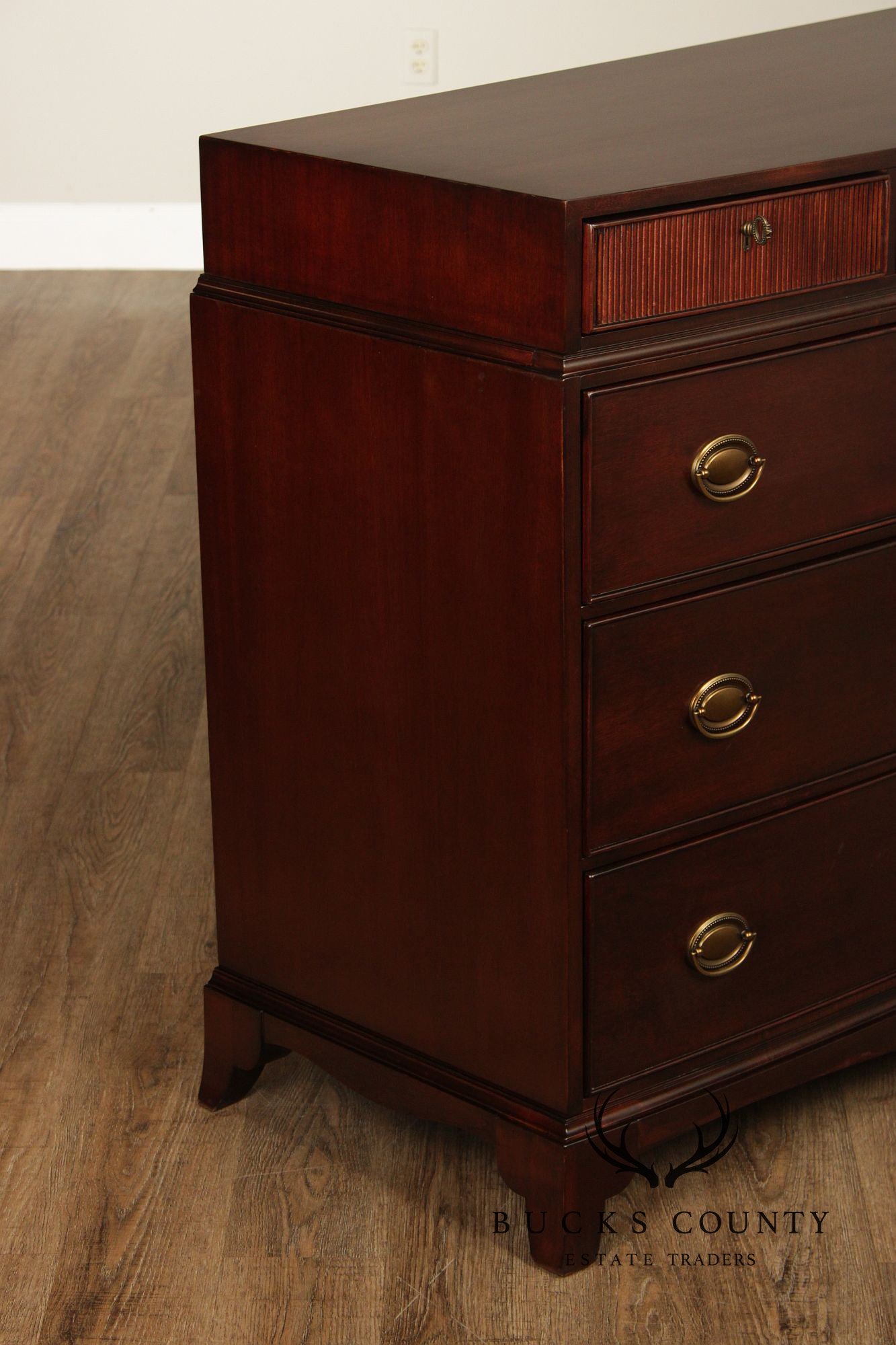 Lauren Ralph Lauren Mahogany Hepplewhite Style Bow Front 9 Drawer Dresser