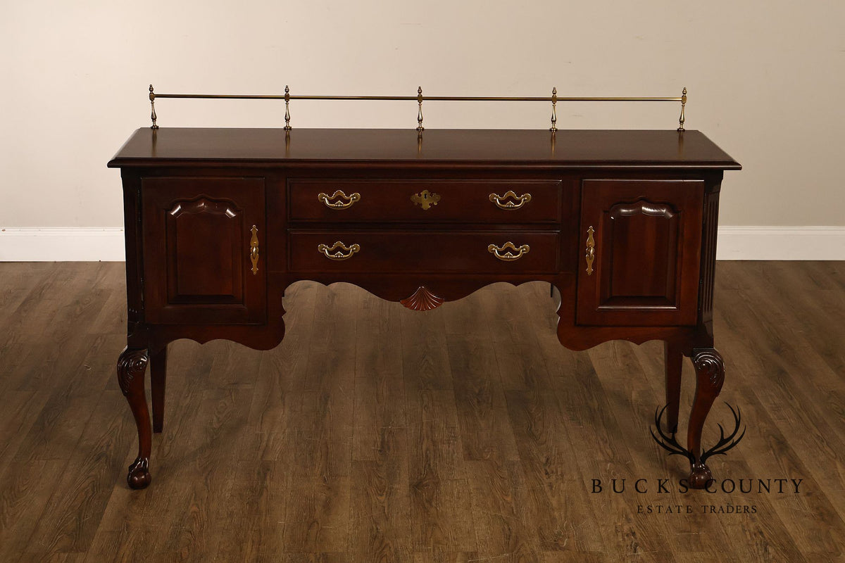 Thomasville 'Collectors Cherry' Georgian Style Sideboard