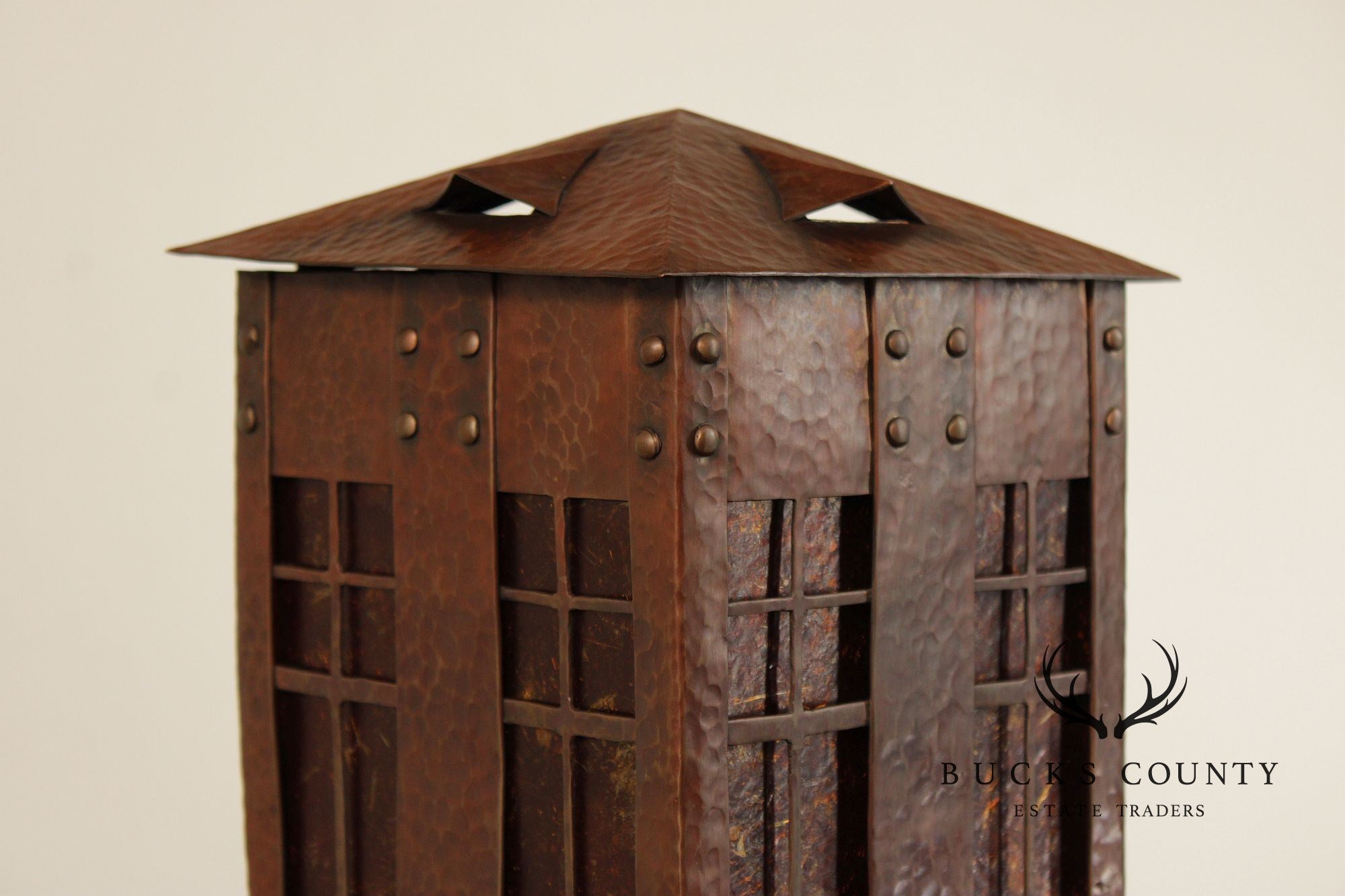Stickley Mission Collection Cherry Gus Newel Post Lamp