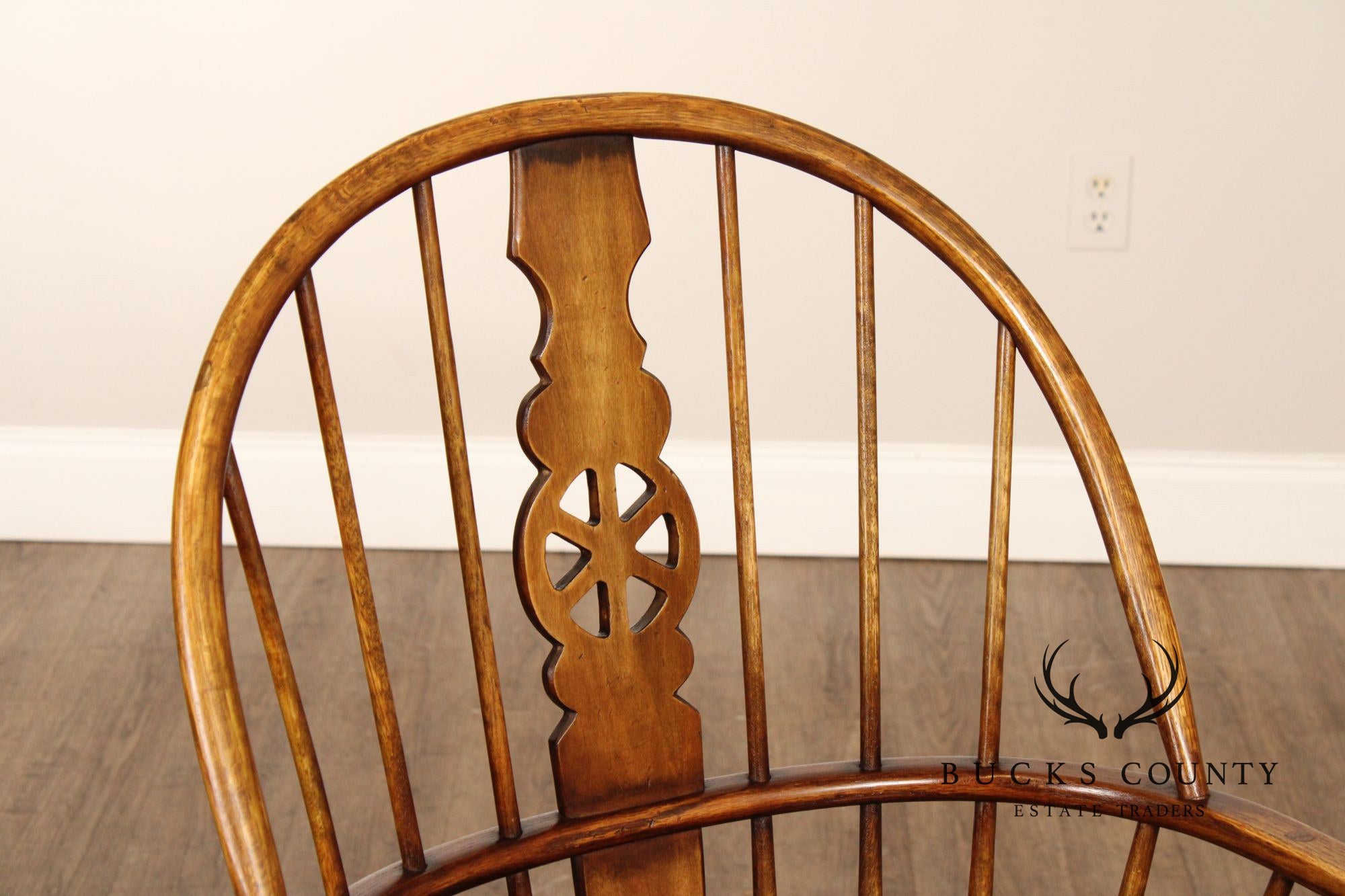 Custom Crafted Set Of 8 English Windsor Dining Chairs