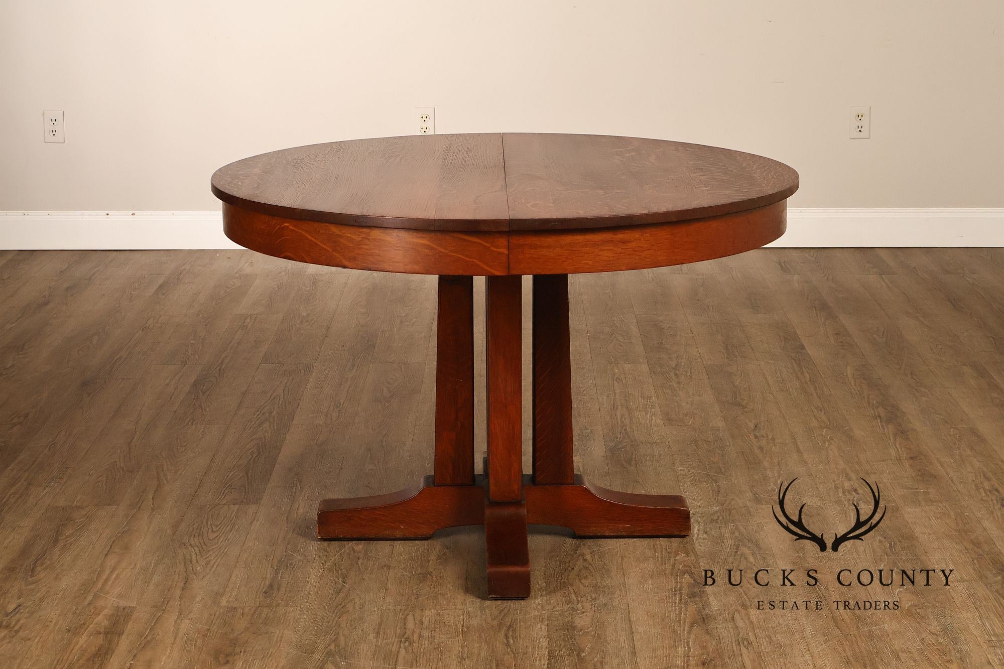 Antique L. & J.G. Stickley No. 716 Mission Oak Shoe Foot Round Dining Table