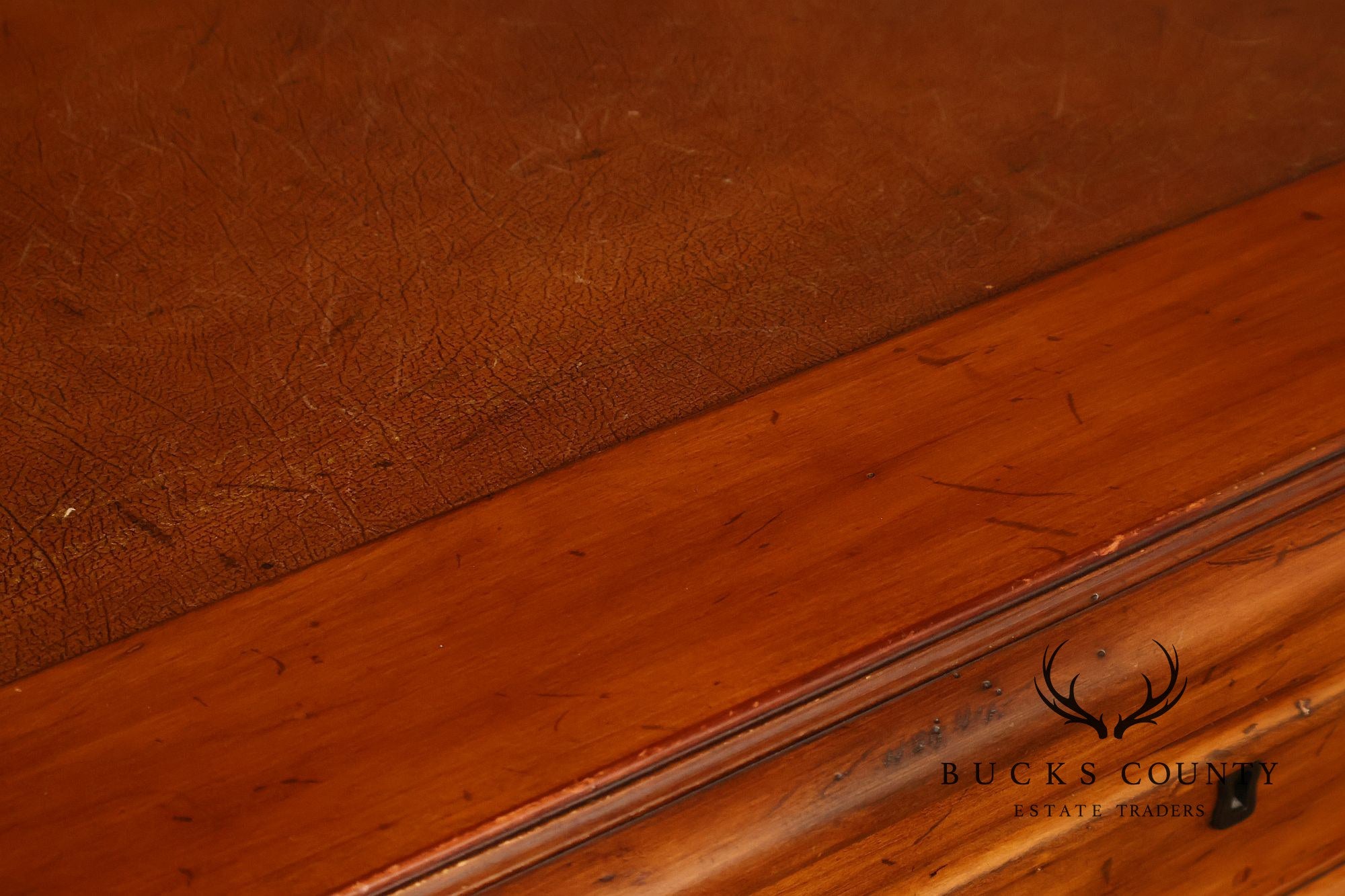 Sligh Traditional Style Leather Top Executive Desk