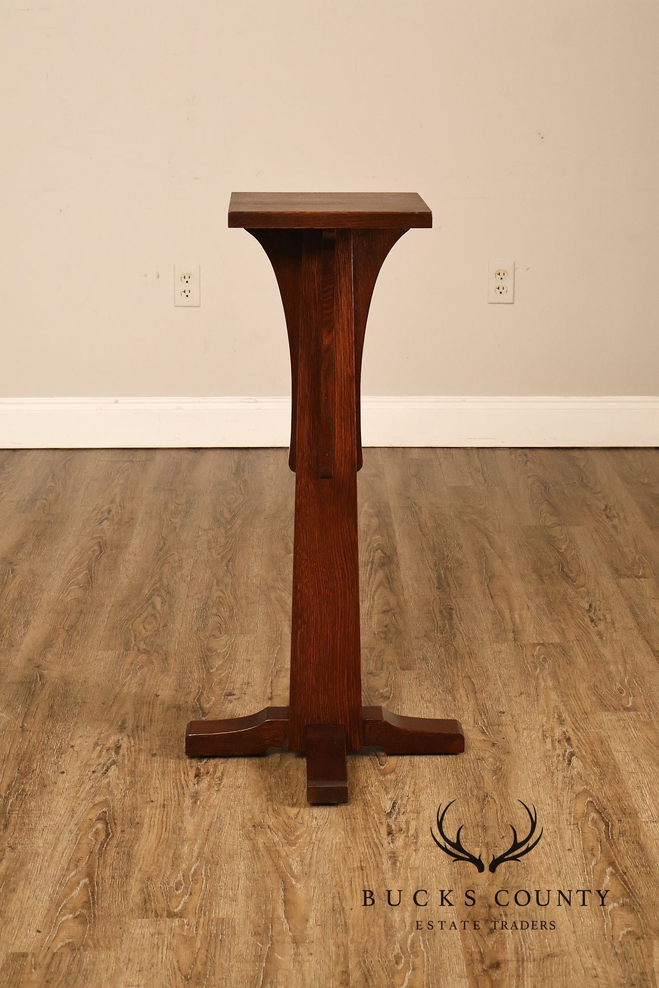 Stickley Mission Collection Oak Pedestal