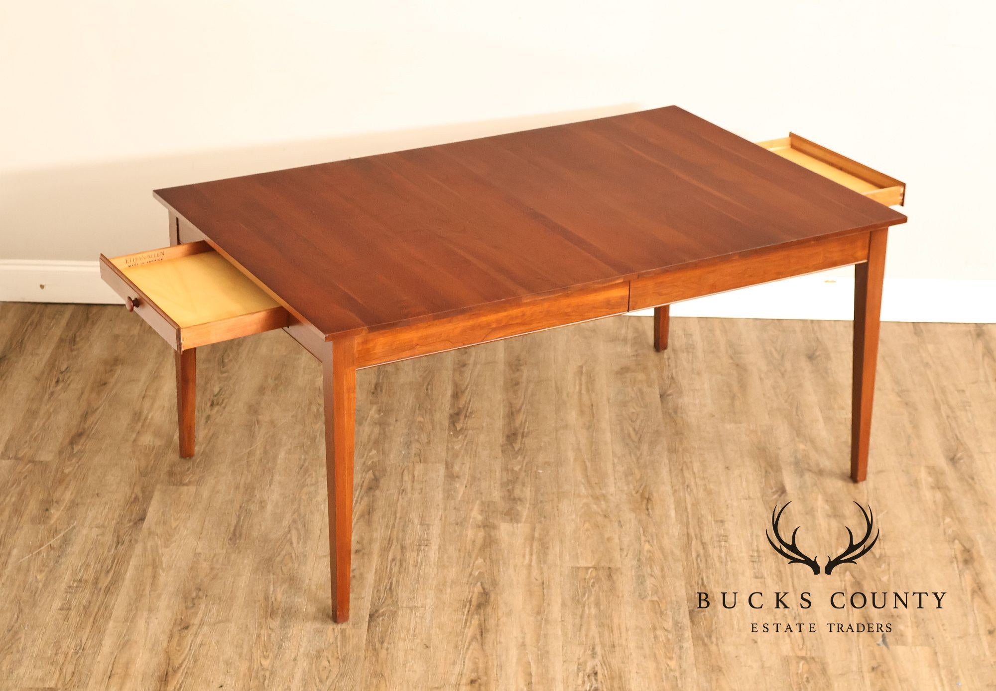 Ethan Allen 'American Impressions' Expandable Cherry Dining Table
