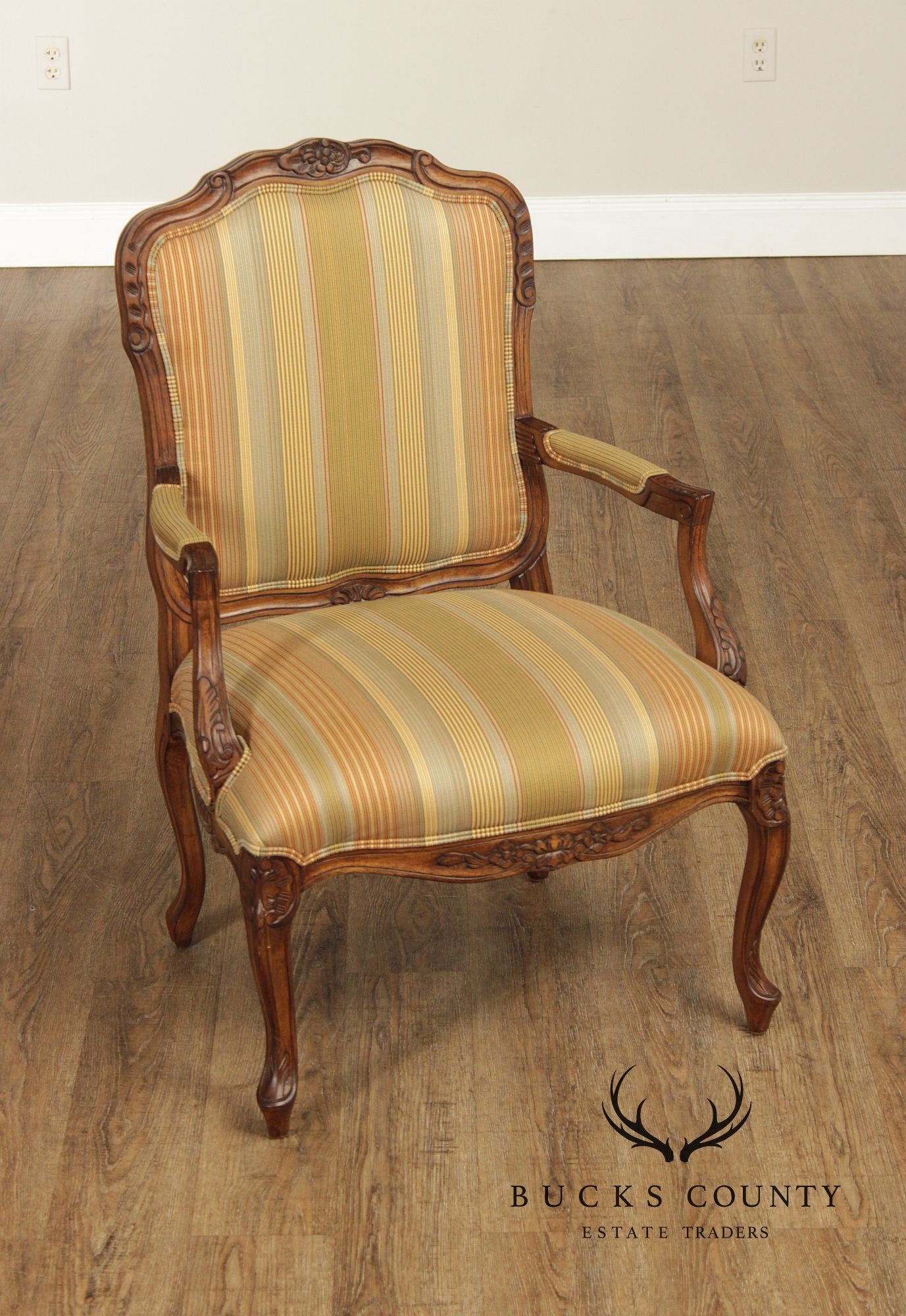 Henredon French Louis XV Style Pair of Fauteuil Armchairs