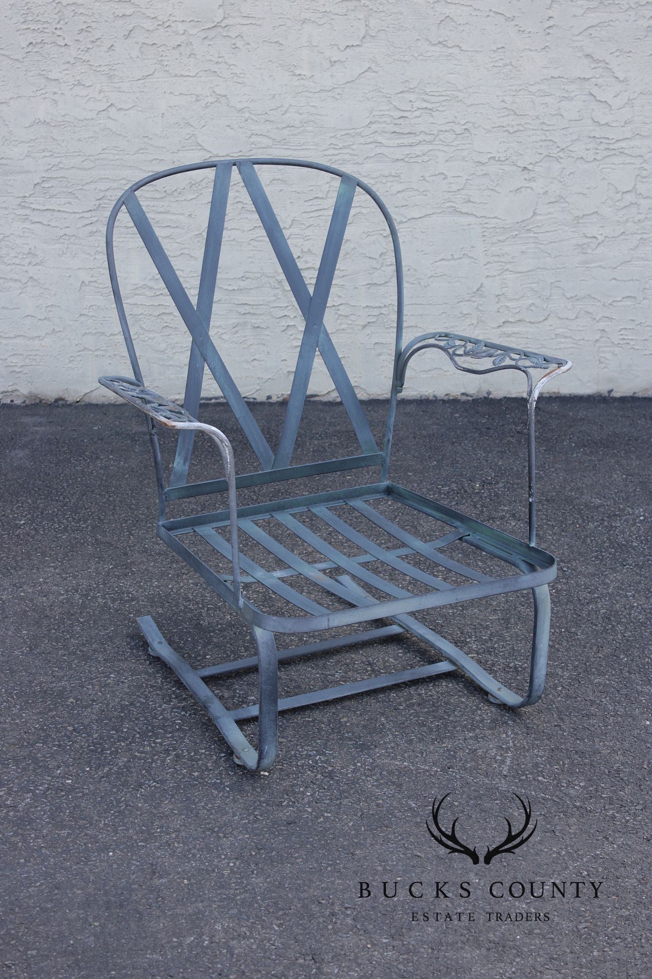 Woodard 'Chantilly Rose' Cast Iron Outdoor Lounge Chair