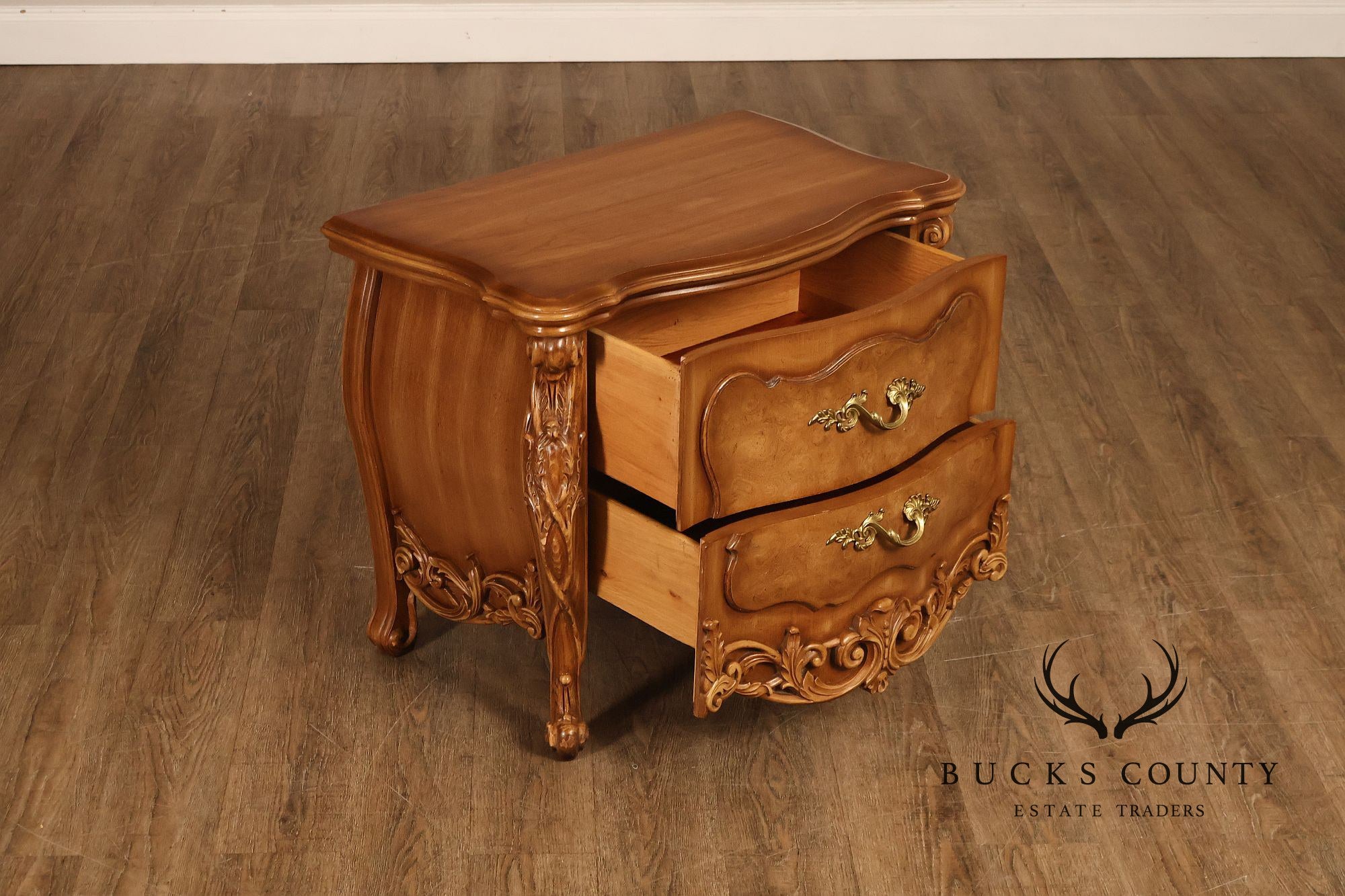 Italian Rococo Style Pair of Bombe Chest Nightstands