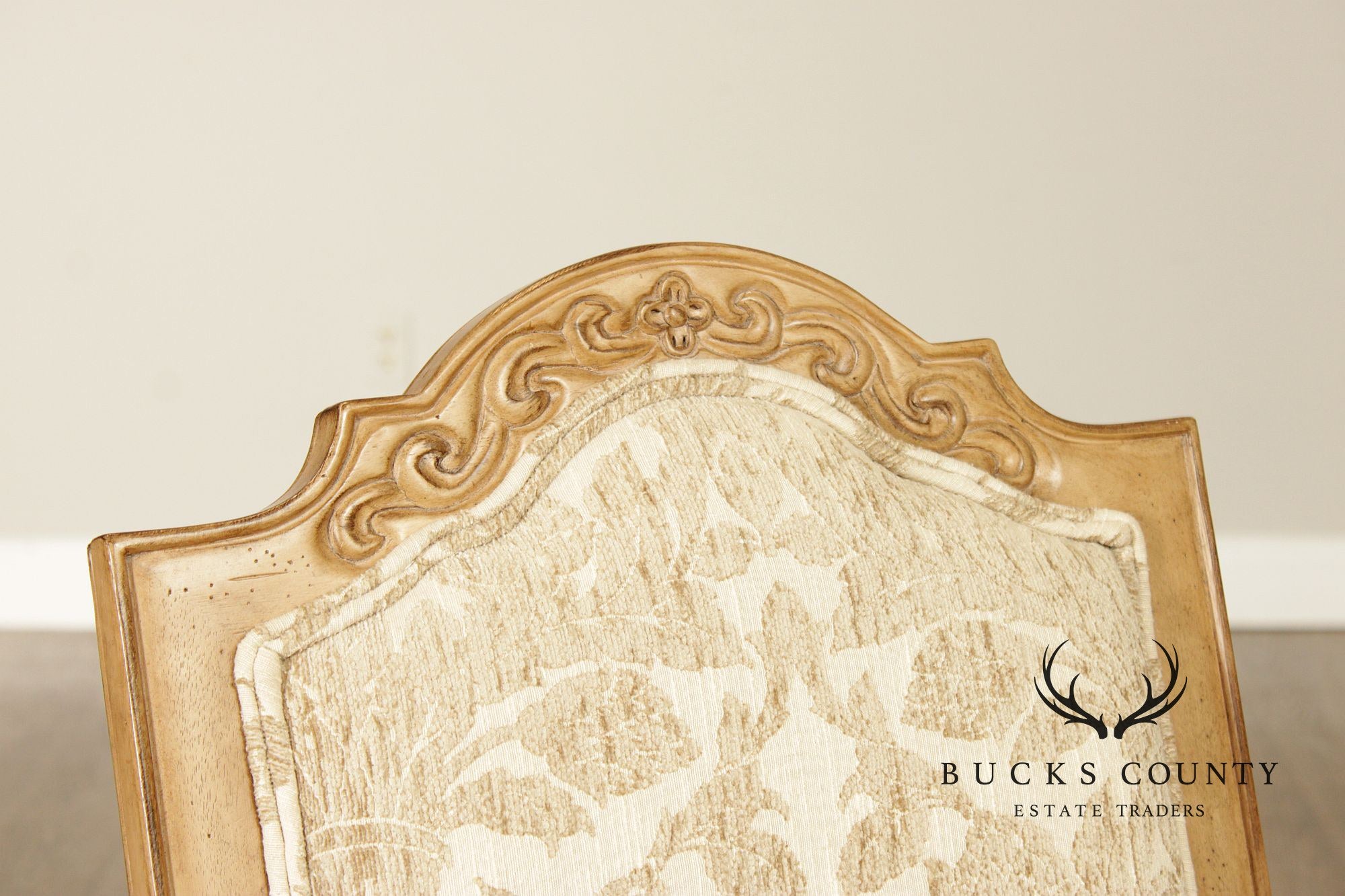 Bernhardt European Provincial Style Set Of 10 Upholstered Dining Chairs