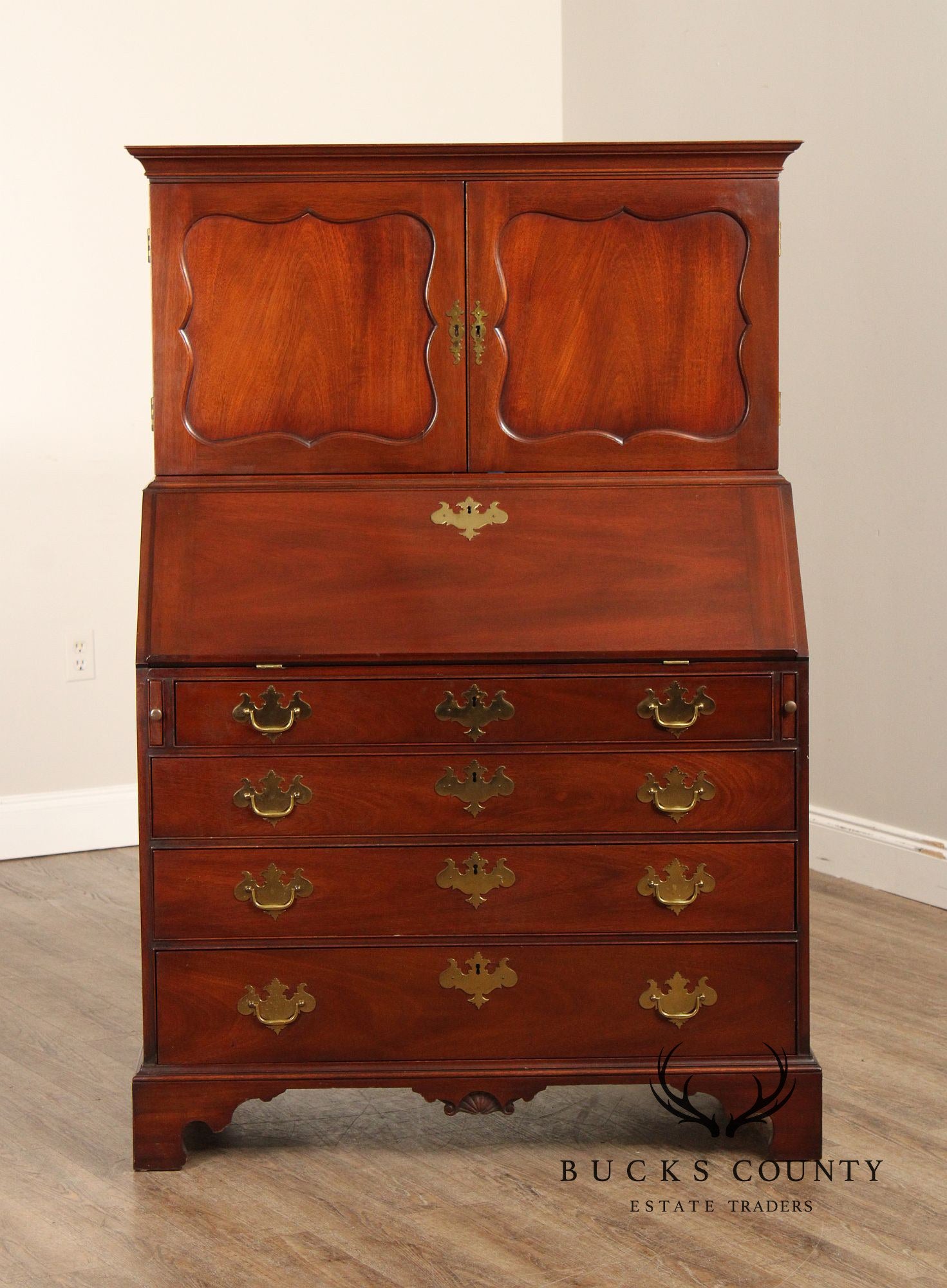 Kittinger Colonial Williamsburg Mahogany Slant Front Secretary Desk
