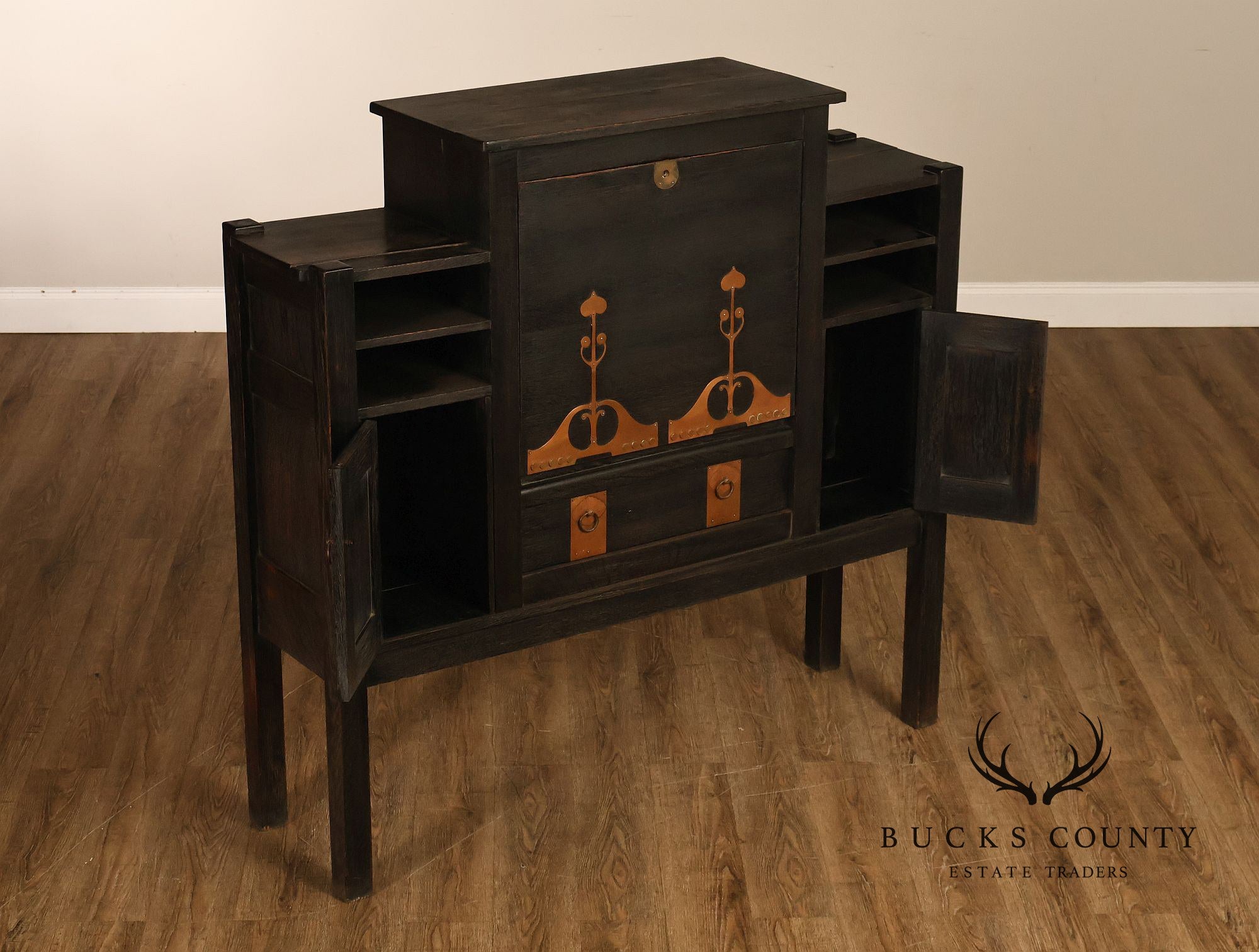 Antique Stickley Brothers Model 6508 Arts And Crafts Oak House Desk With Copper Trimmings