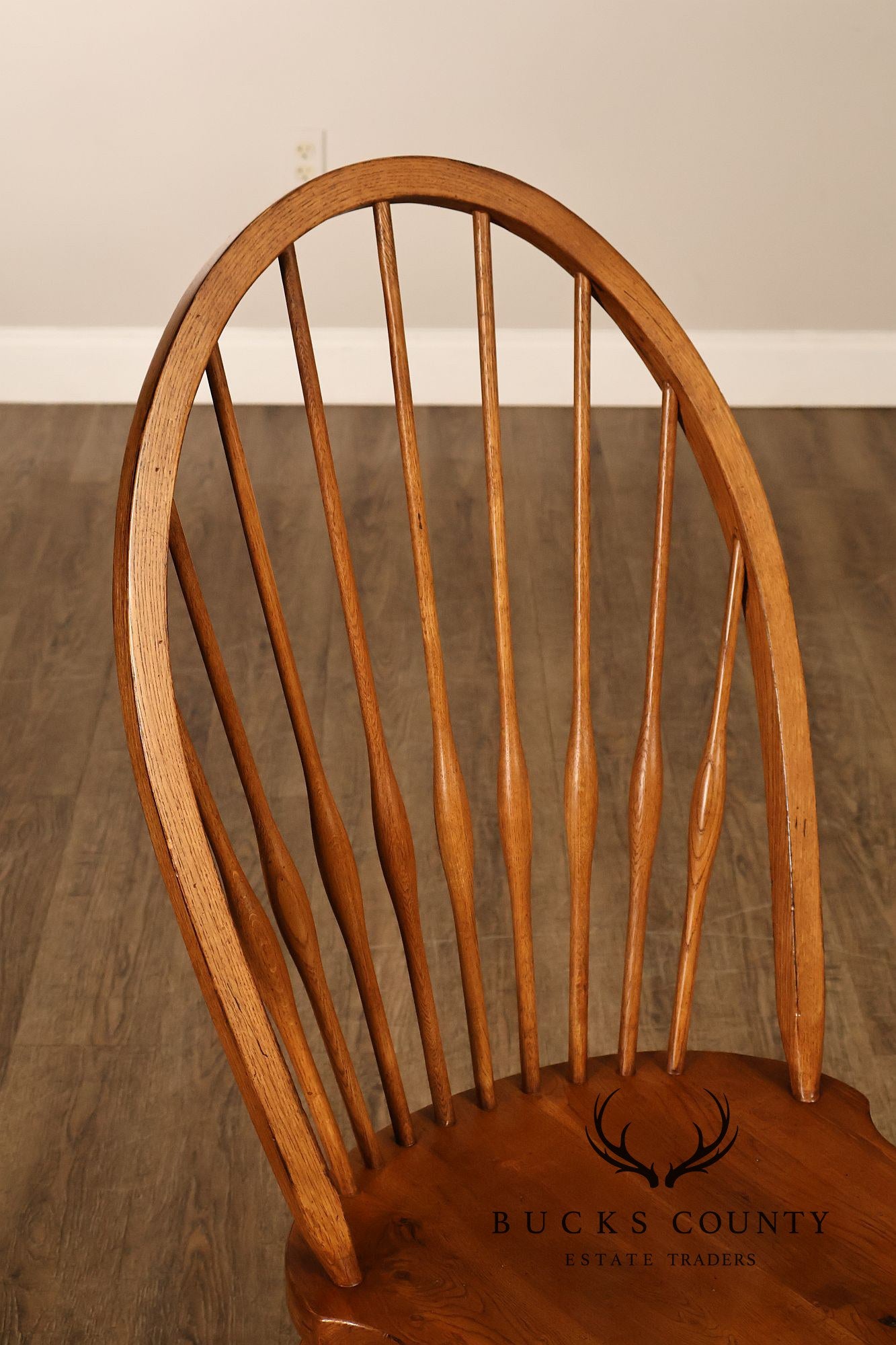 Broyhill Attic Heirlooms Set Of 6 Windsor Style Oak Hoop Back Dining Side Chairs