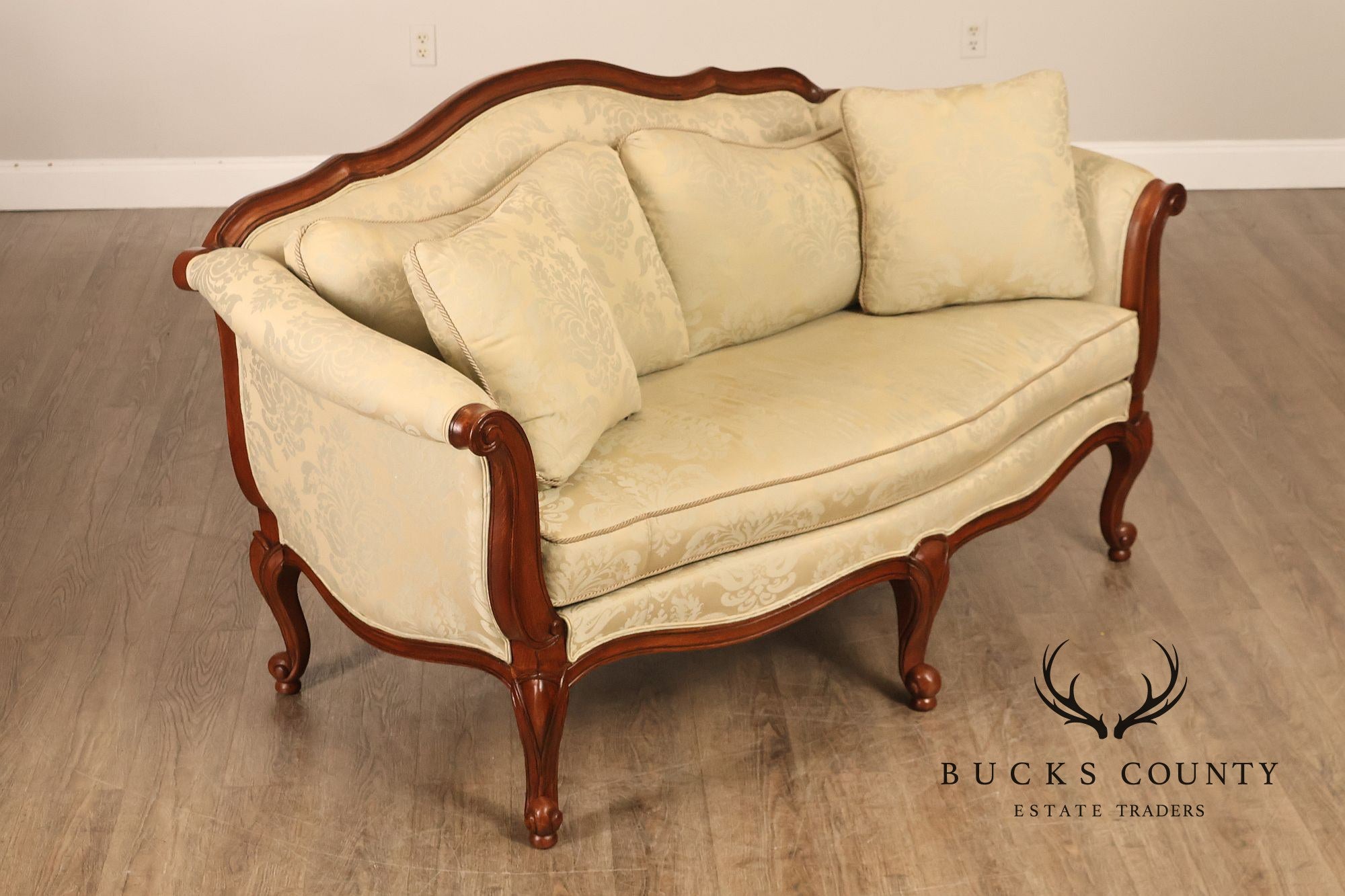Ethan Allen French Louis XV Style Camelback Sofa