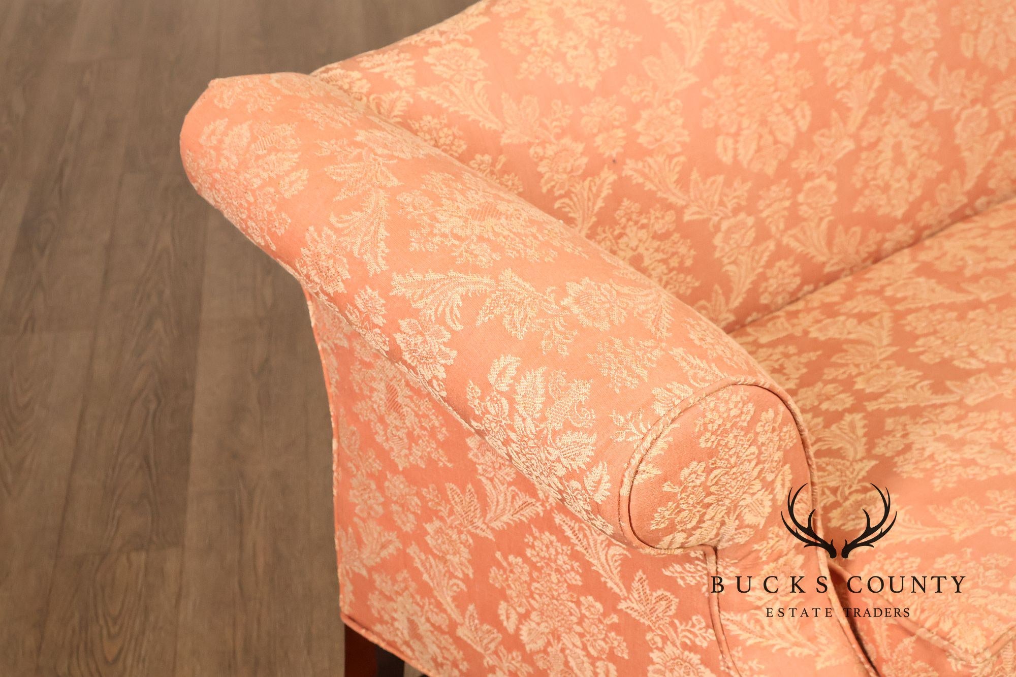 Kittinger Chippendale Style Mahogany Camel-Back Sofa Historic Newport Reproduction