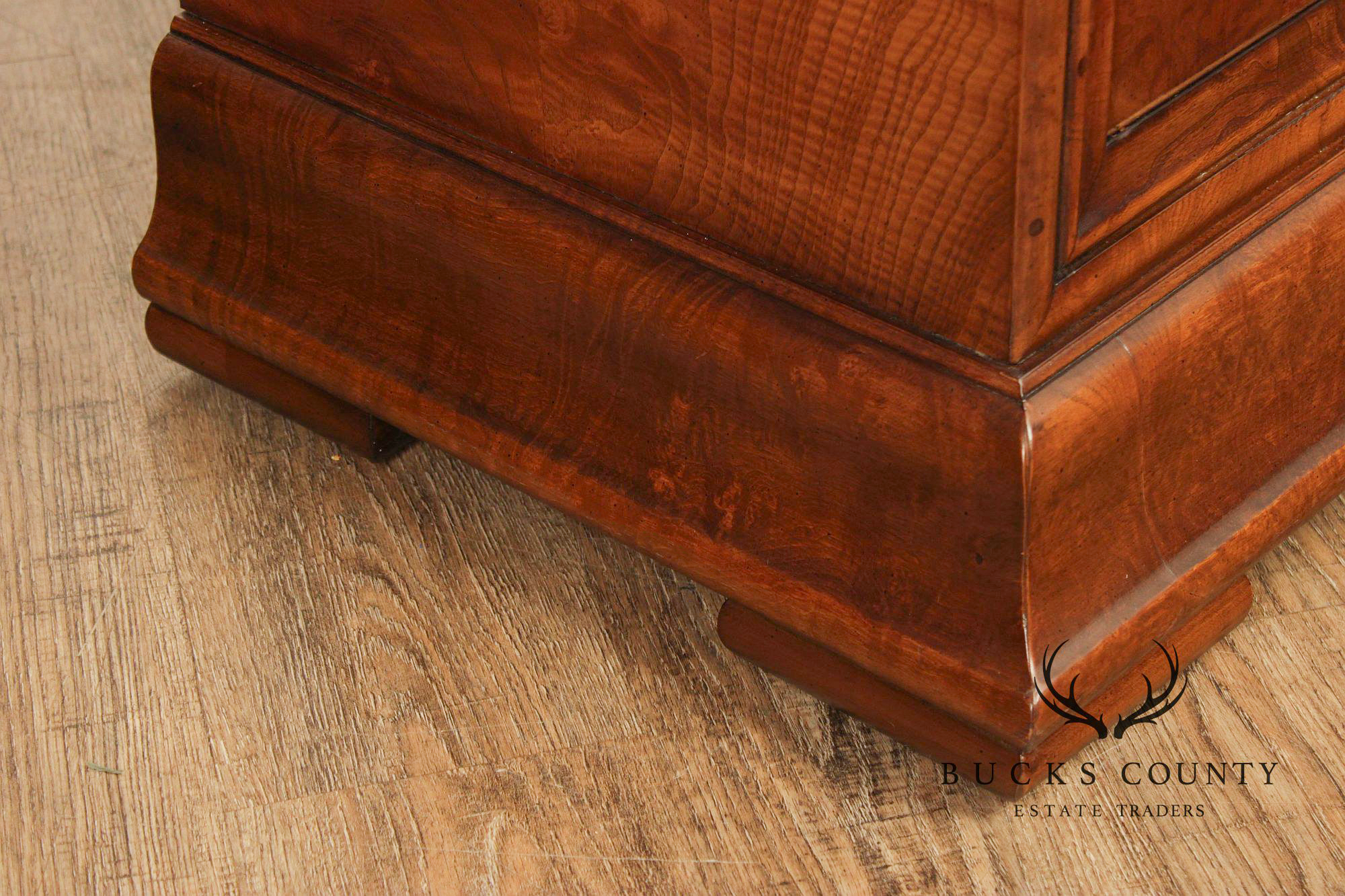 Henredon 'Charles X' Pair of Marble Top Chests