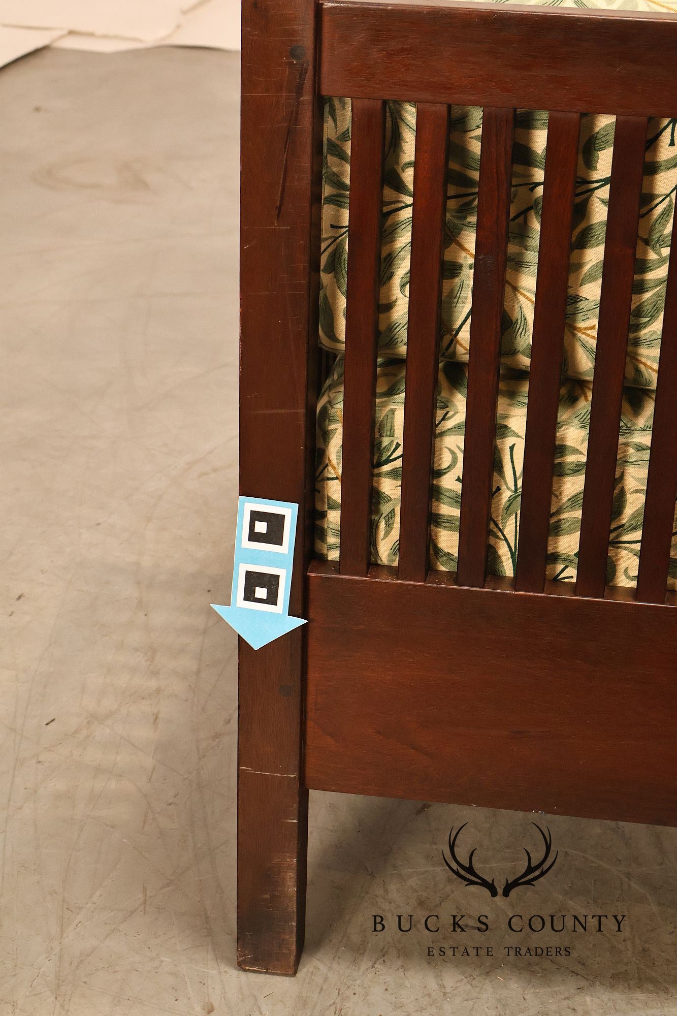 Mission Style Mahogany Spindle Settle With Botanical Upholstery