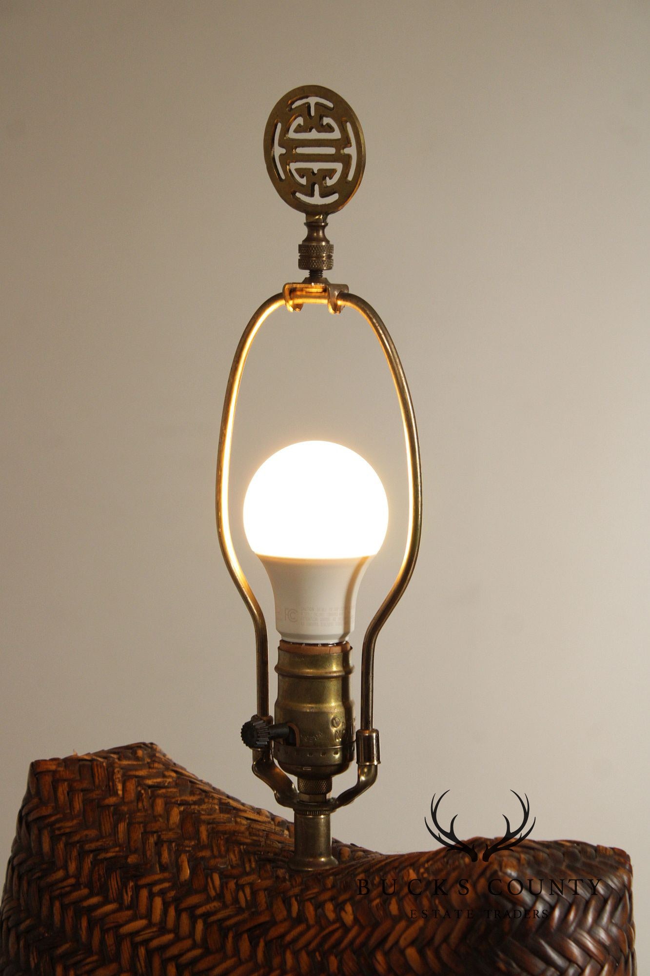 Asian Vintage Woven Wicker Basket Table Lamp