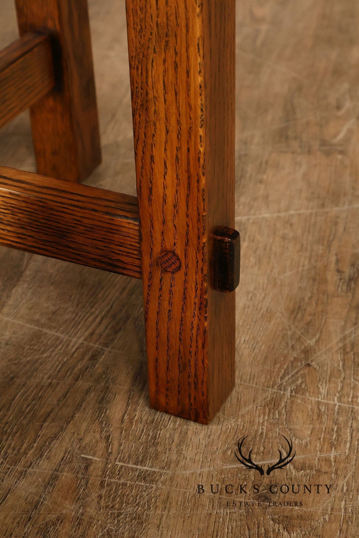Antique Arts And Crafts Mission Quarter-Sawn Oak Round Table