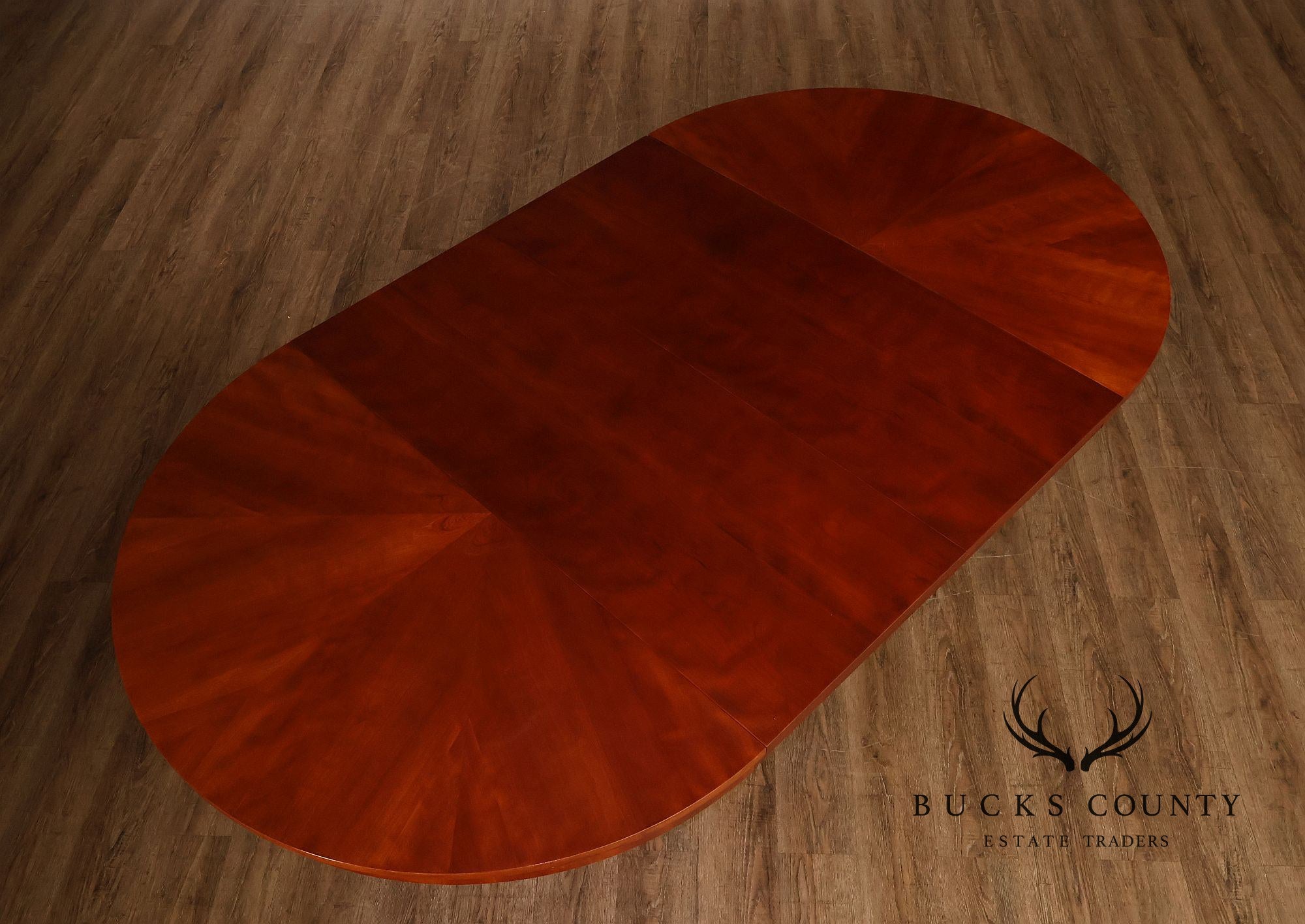 Ethan Allen 'Medallion' Cherry Round Pedestal Dining Table