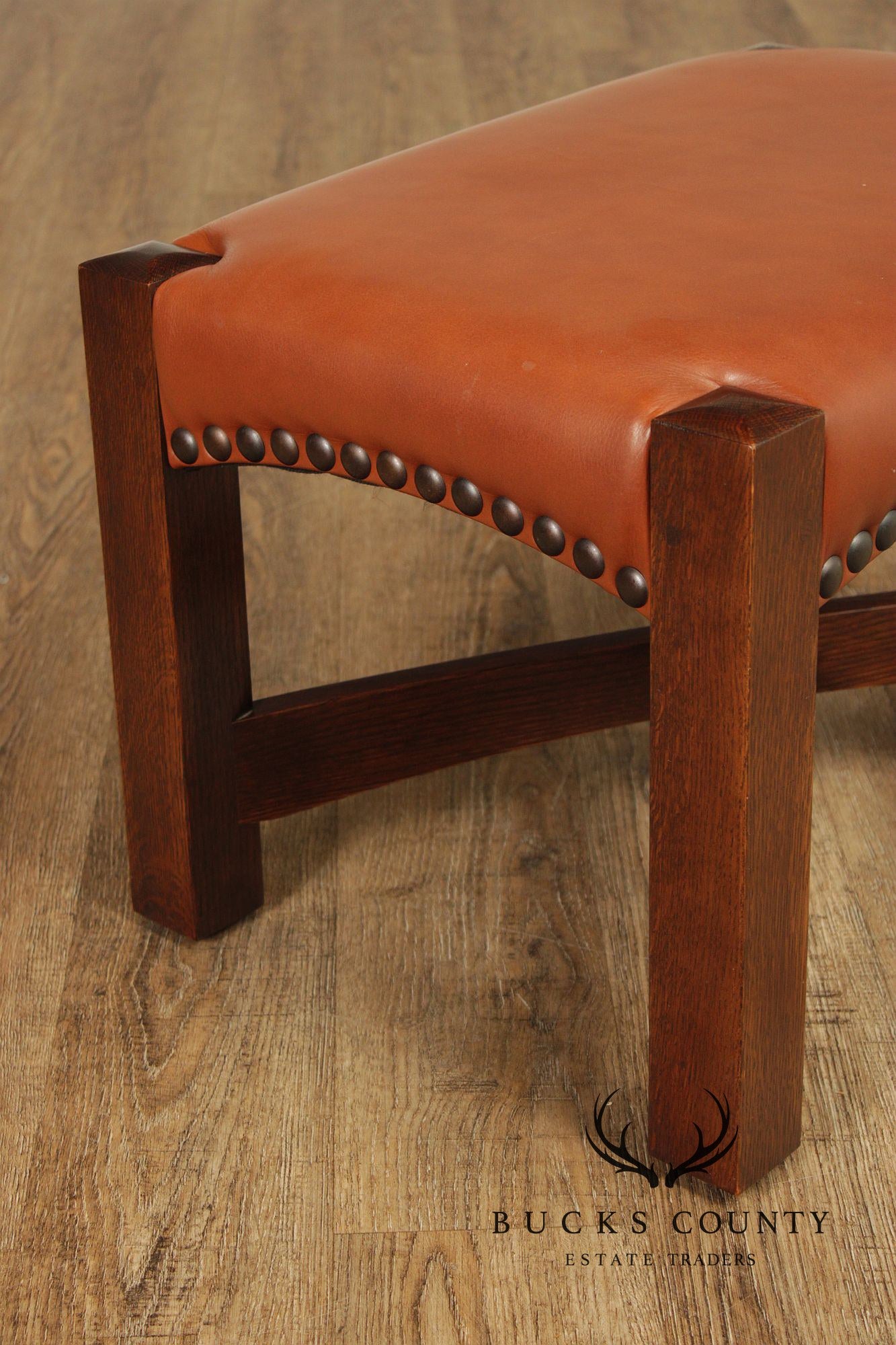 Stickley Mission Collection 'Eastwood' Armchair with Foot Stool