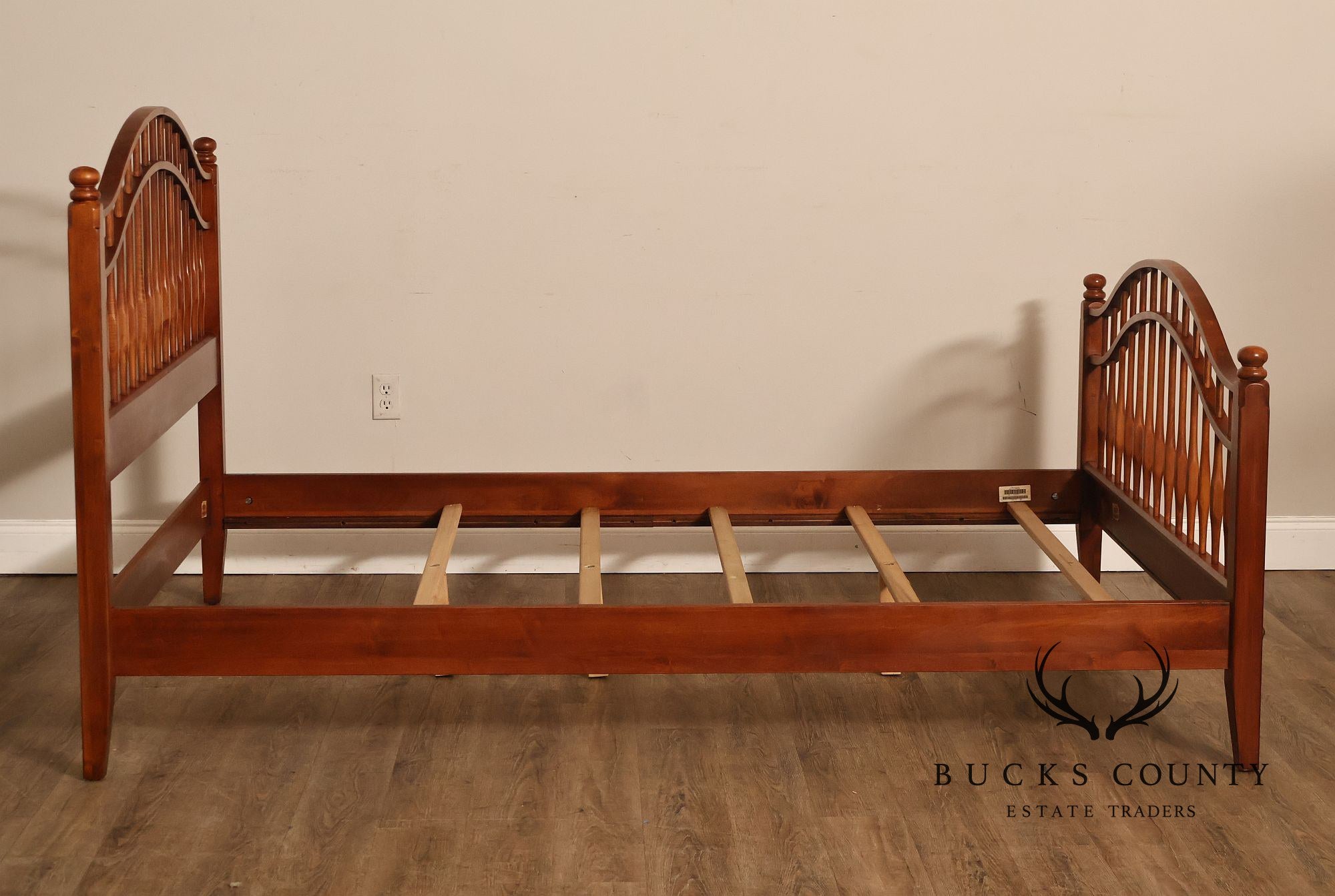 Ethan Allen 'Country Crossings' Queen Bed
