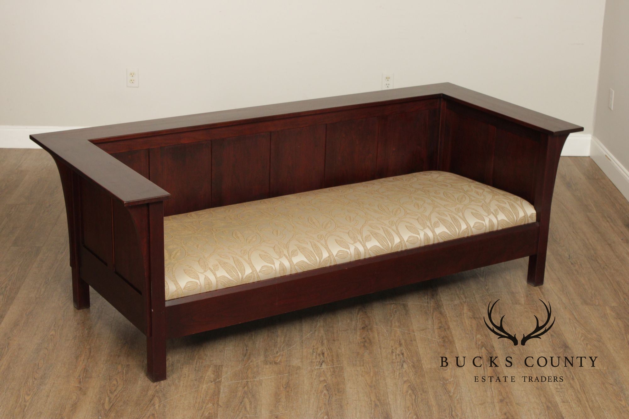 Stickley Mission Collection Cherry Prairie Settle