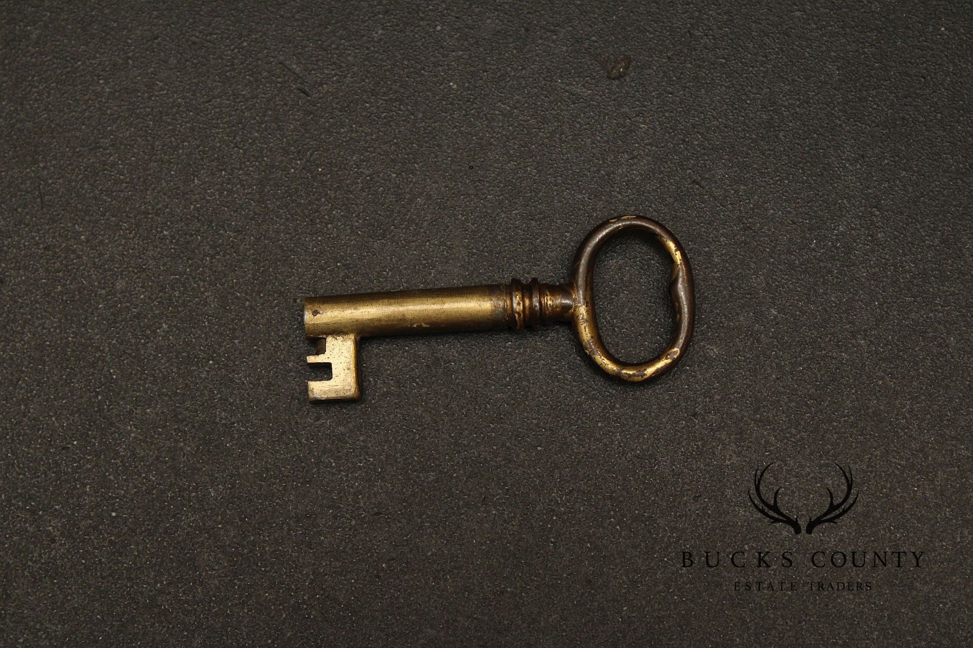 Kittinger Colonial Williamsburg Mahogany Chippendale Style Lowboy