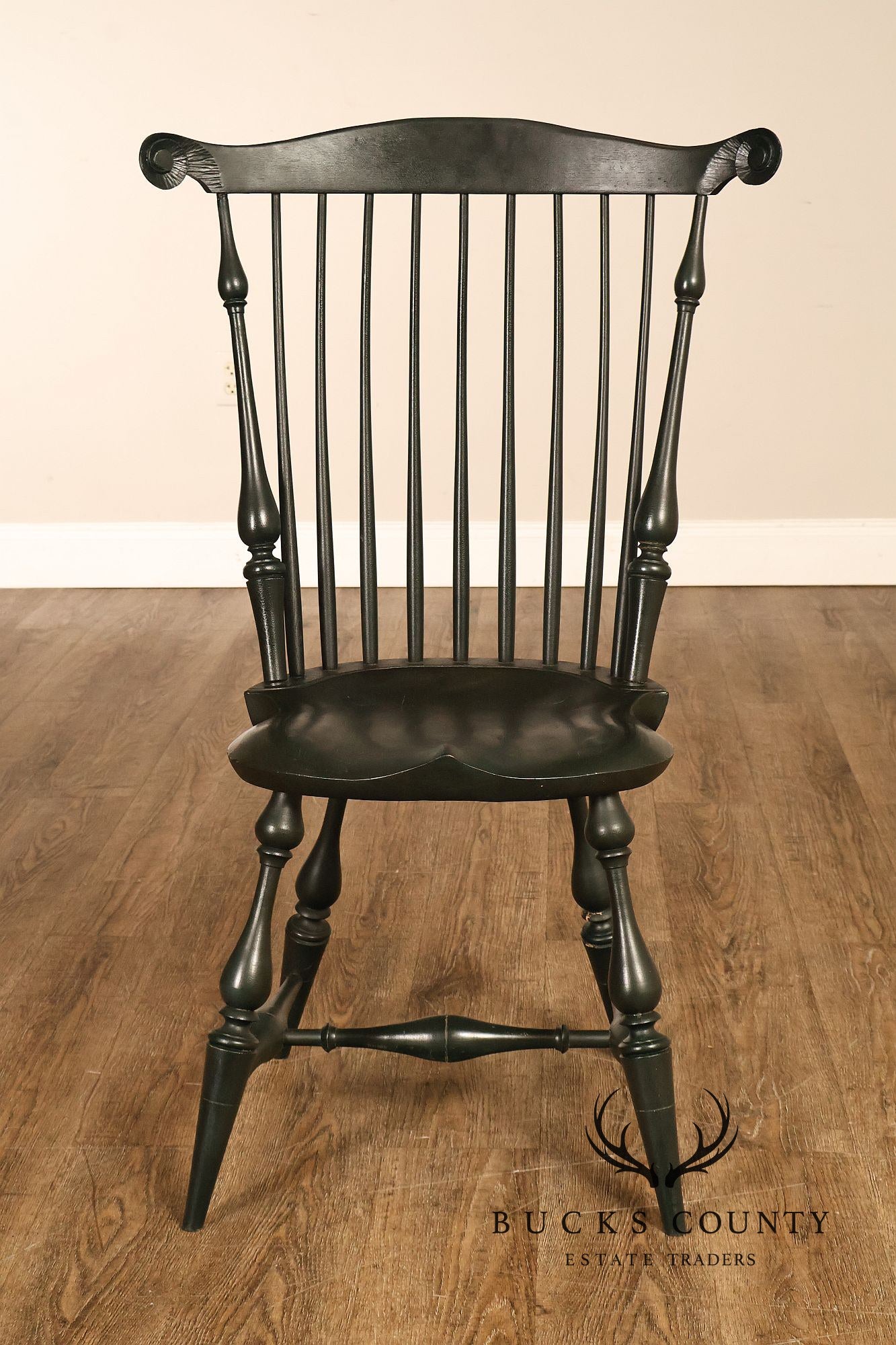River Bend Chair Co. Set Of Eight Dark Green Painted Comb Back Windsor Dining Chairs