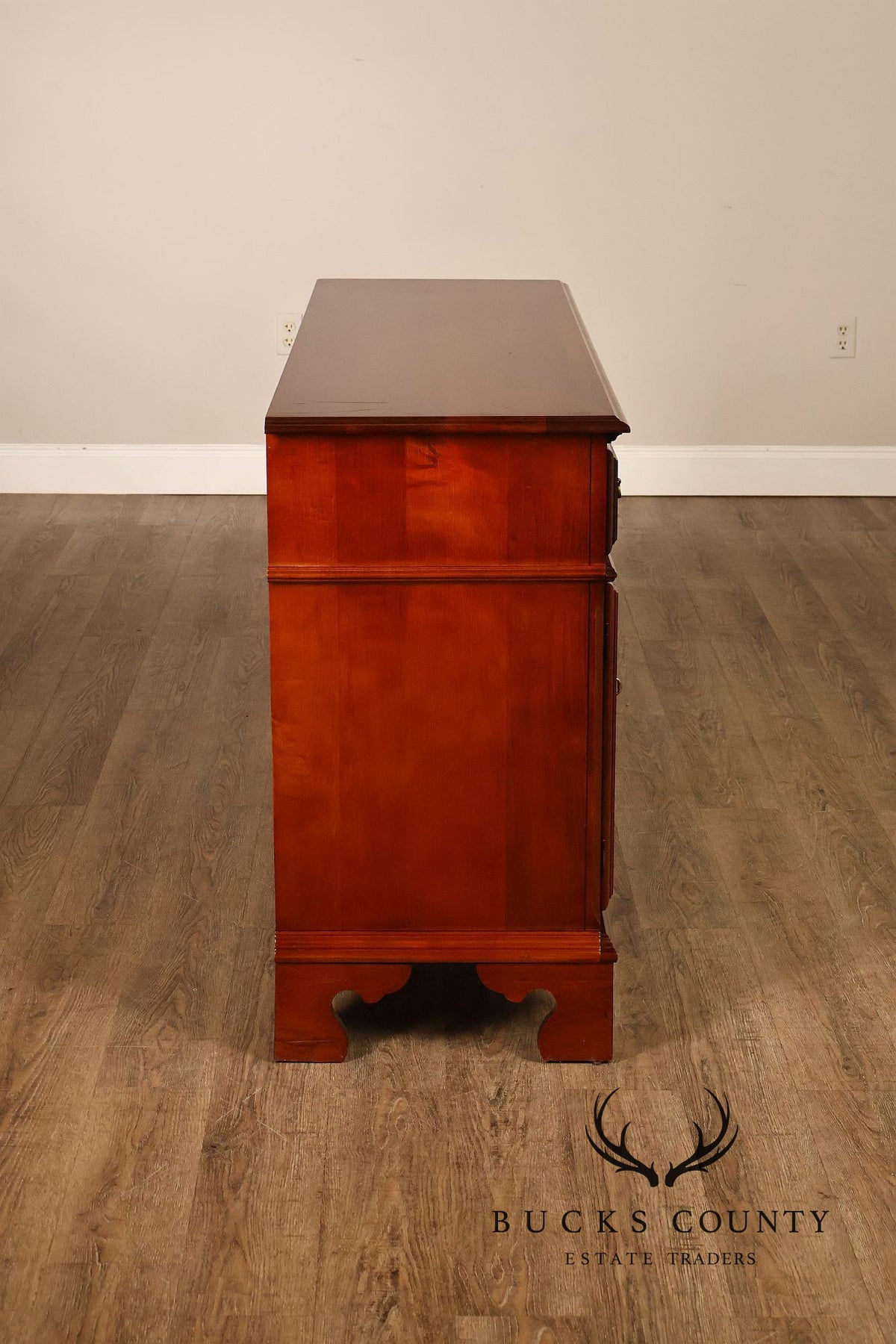 Pennsylvania House Medallion Collection Cherry Sideboard Buffet