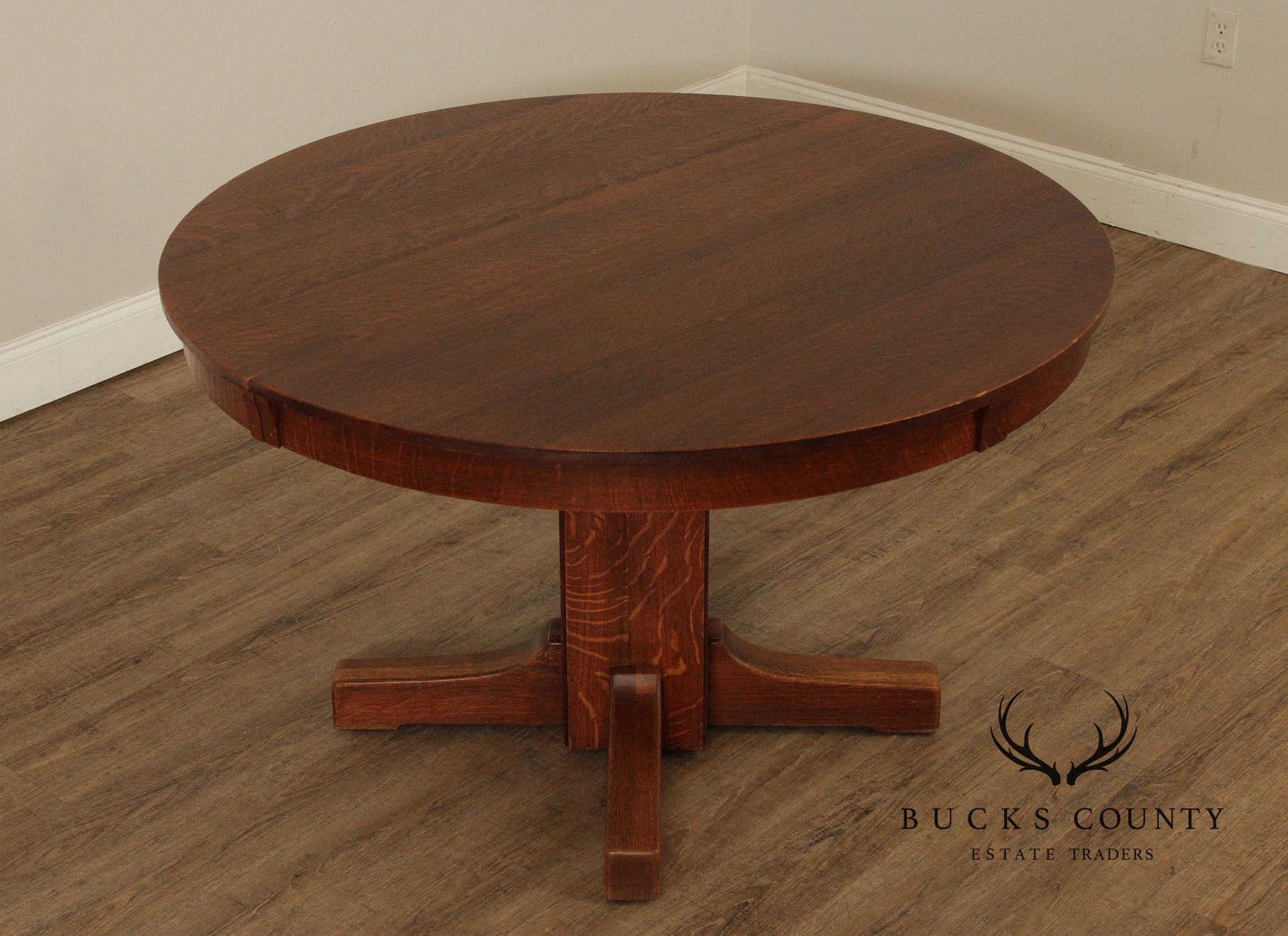 Limbert Furniture Antique Mission Oak Round Top Expandable Dining Table