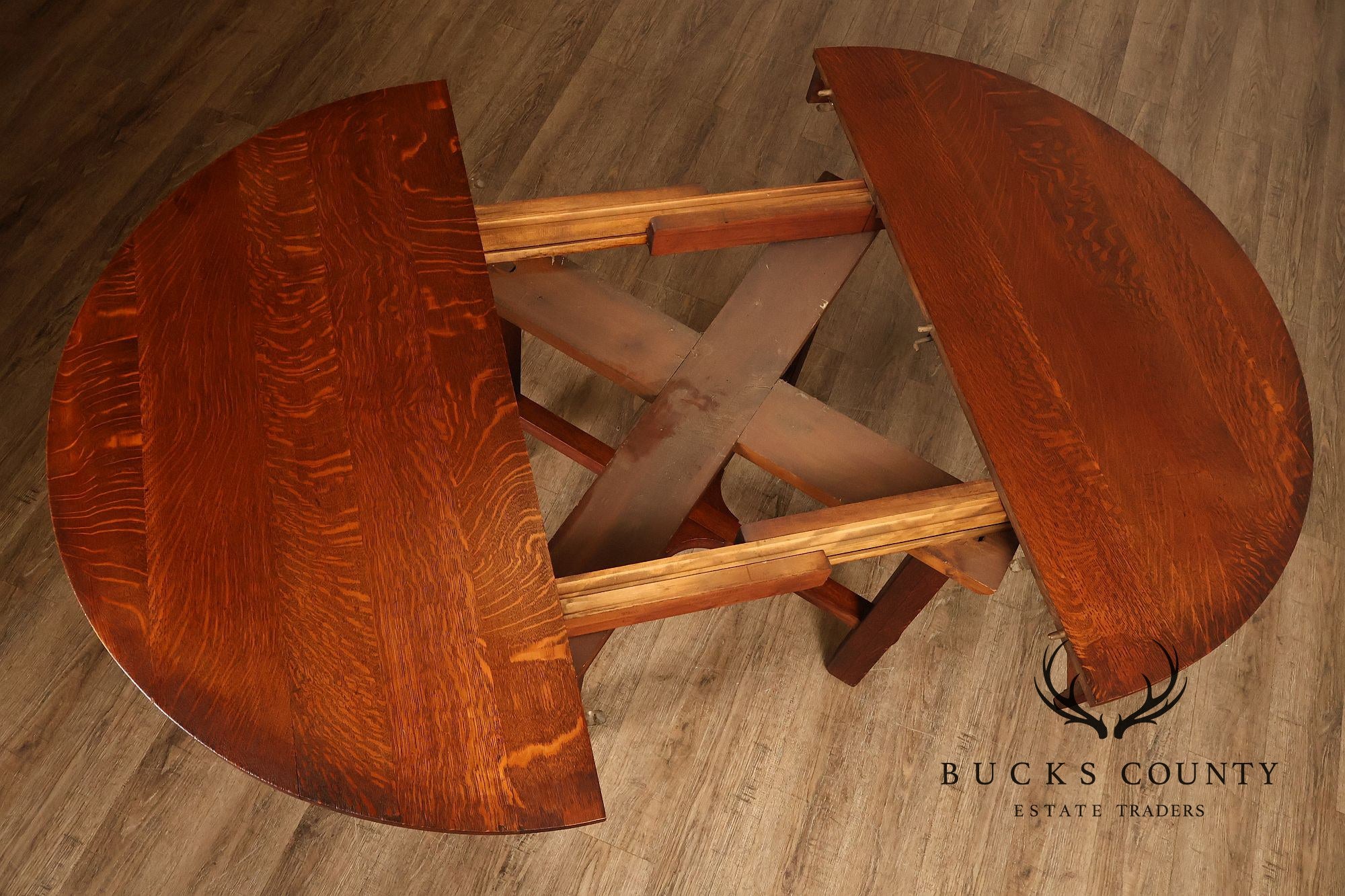 Antique L&JG Stickley Round Extendable Mission Oak Dining Table