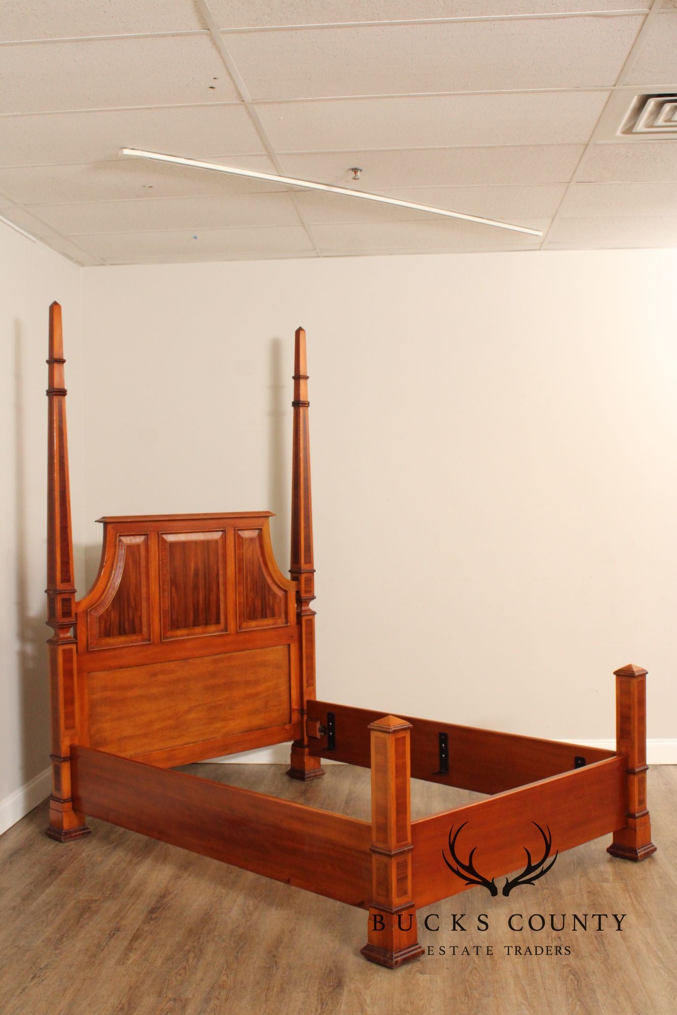 Alfonso Marina 18th Century Style Cama Umbria Full-Size Poster Bed