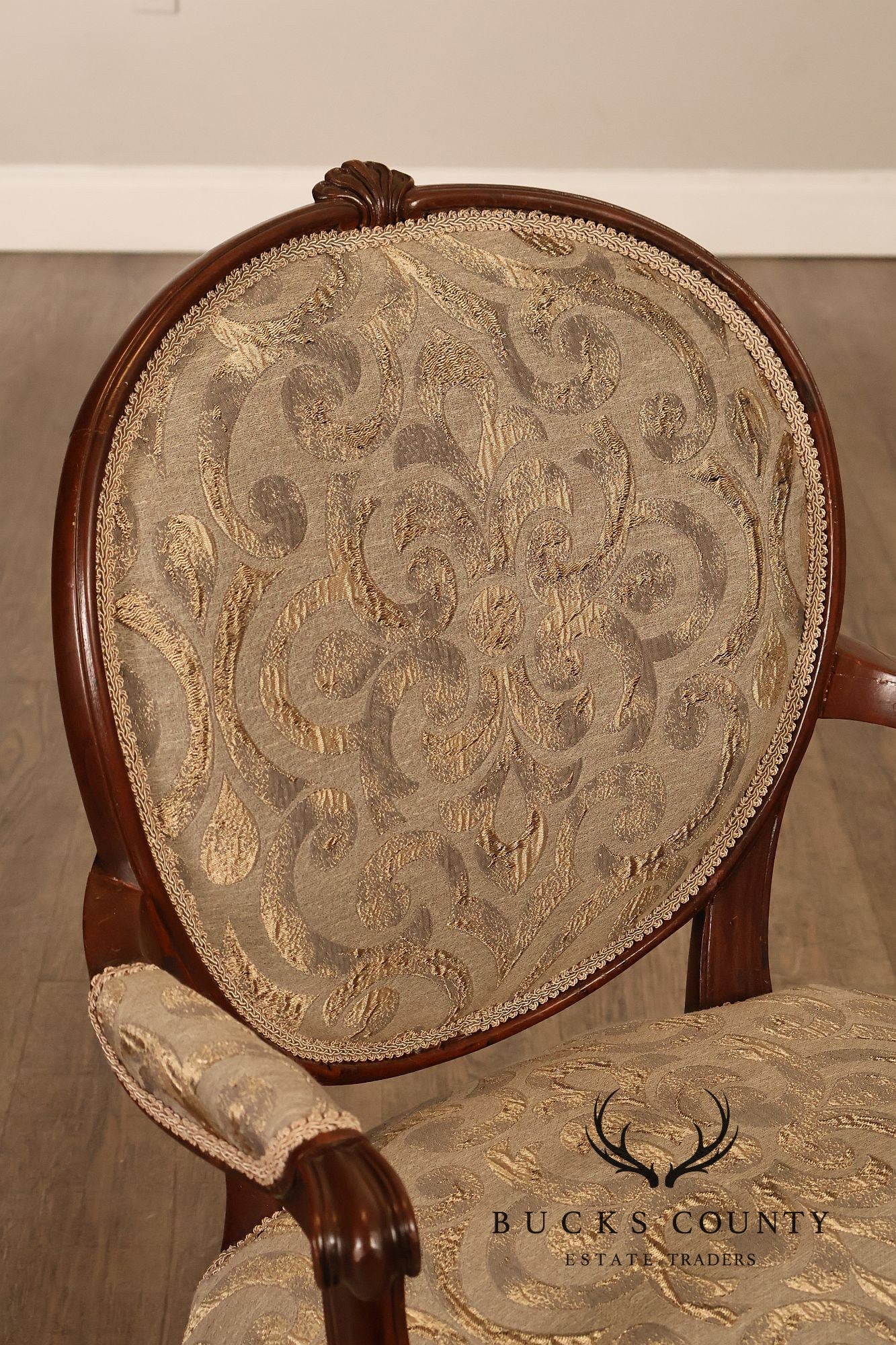 Hepplewhite Inspired Set Of Eight Mahogany Carved Oval Back Dining Chairs