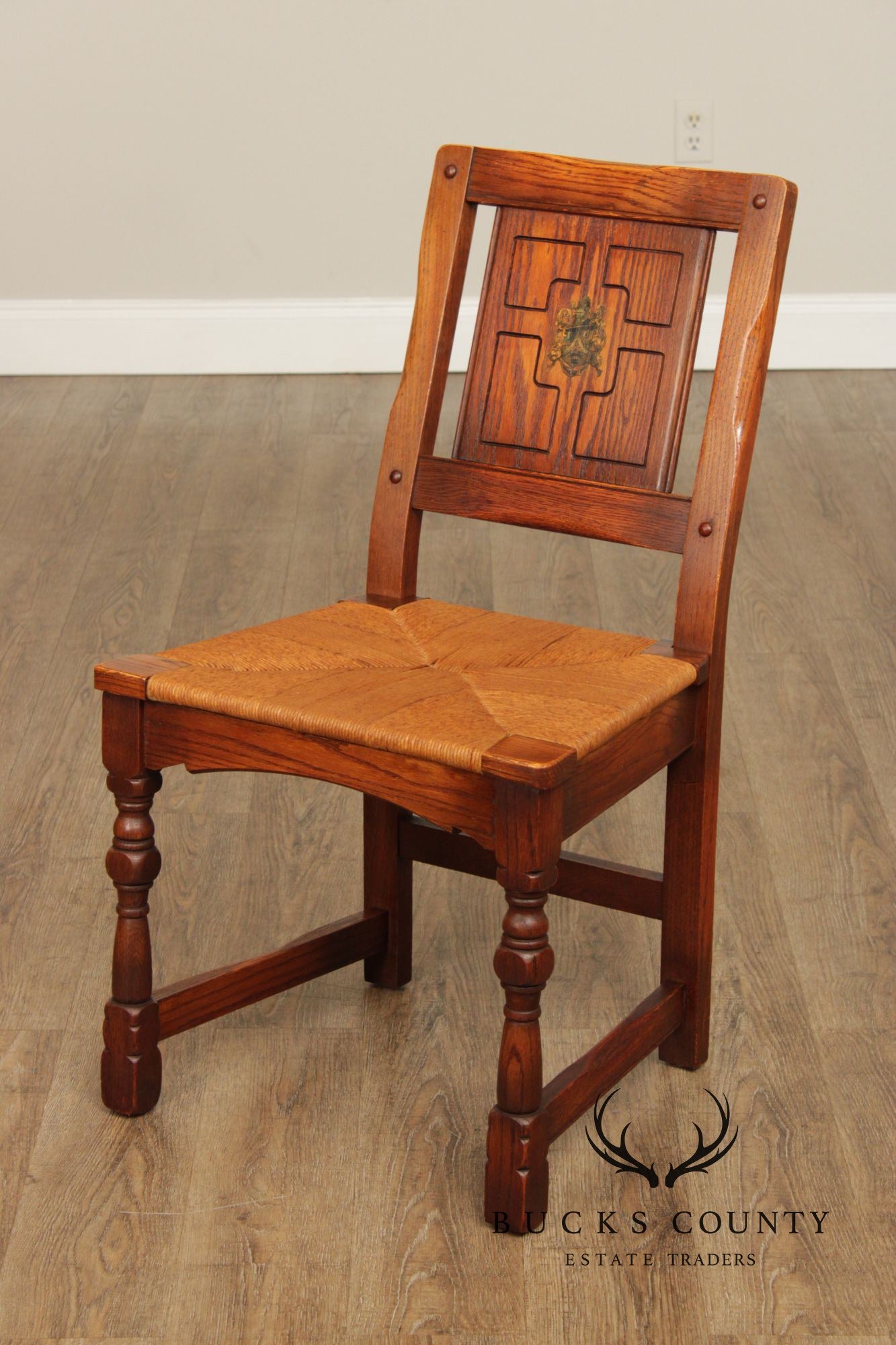 English Traditional Style Oak Side Chair