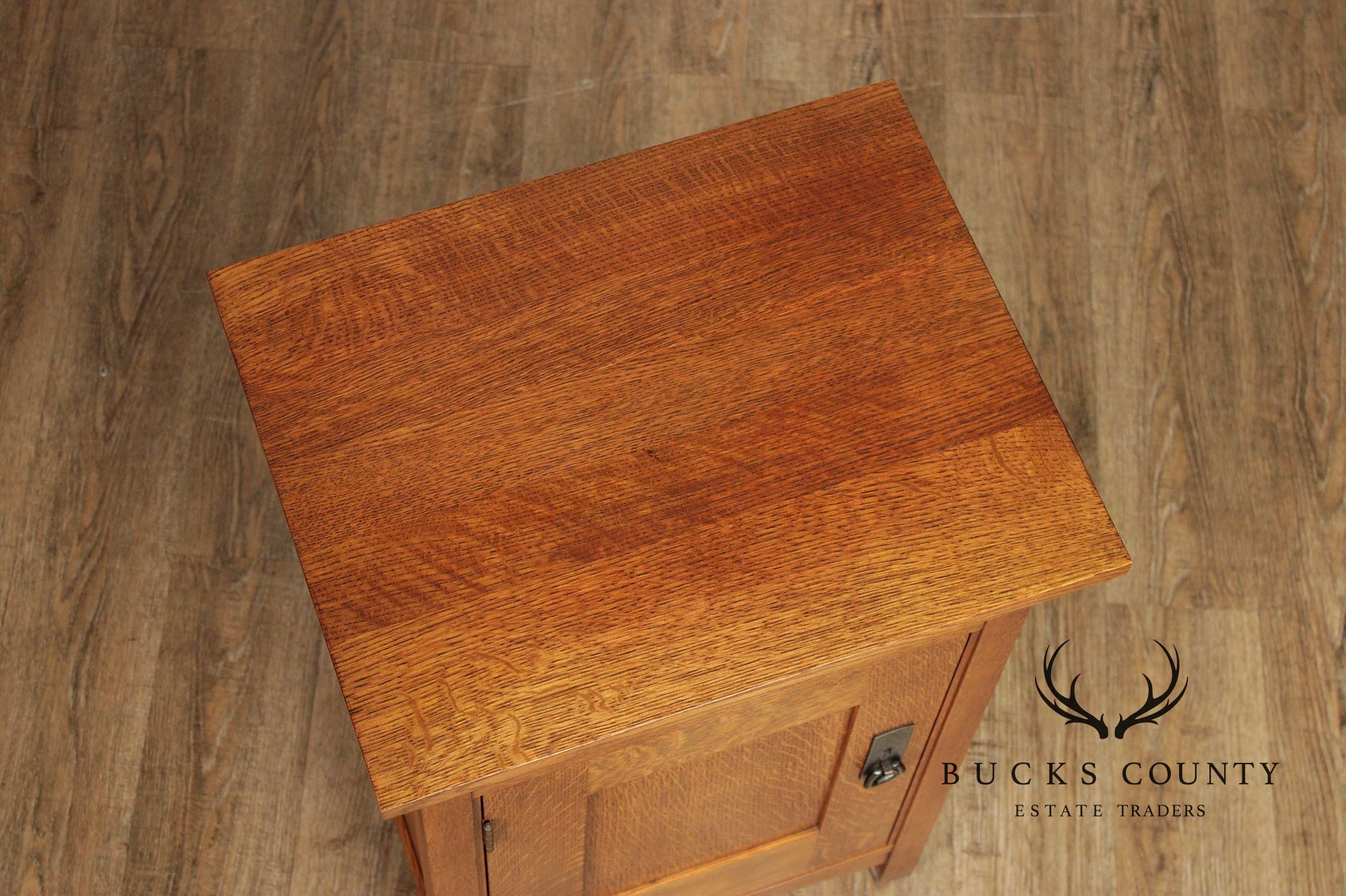 Stickley Mission Collection Oak Pair Of Cabinet Nightstands