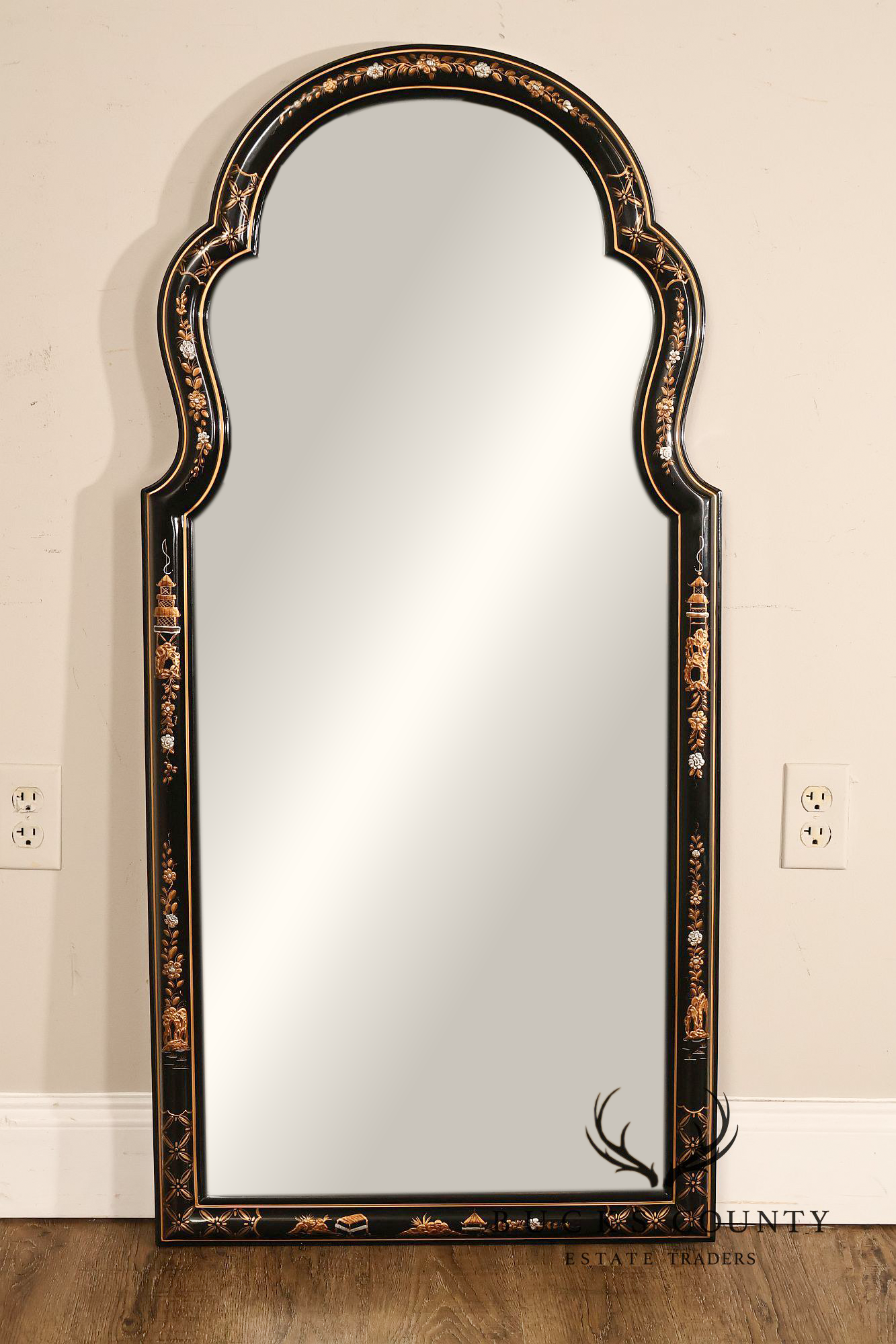 Henredon Chinoiserie Style Keyhole Wall Mirror