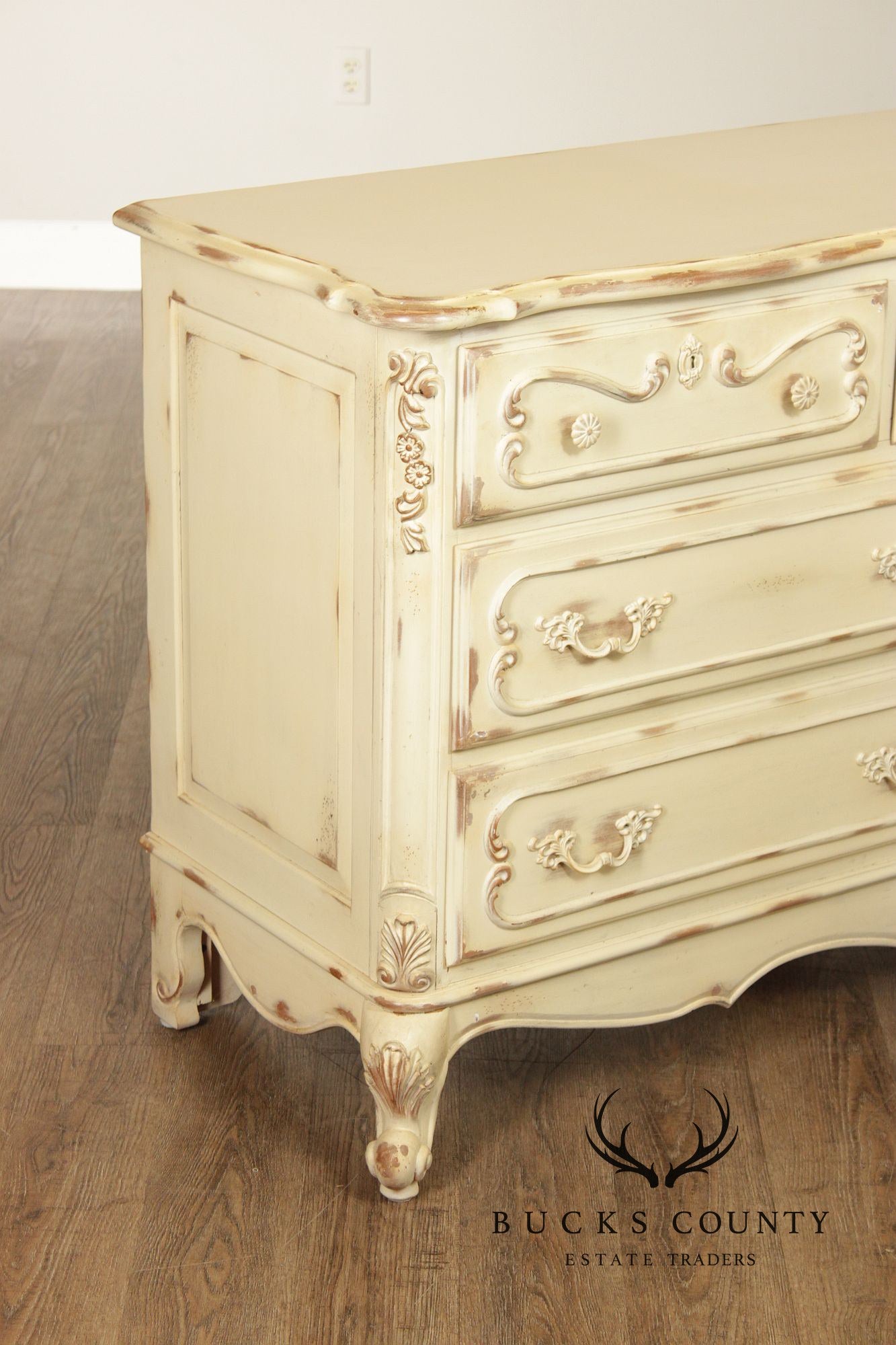 Lane French Provincial Style Distressed Cream Seven Drawer Dresser