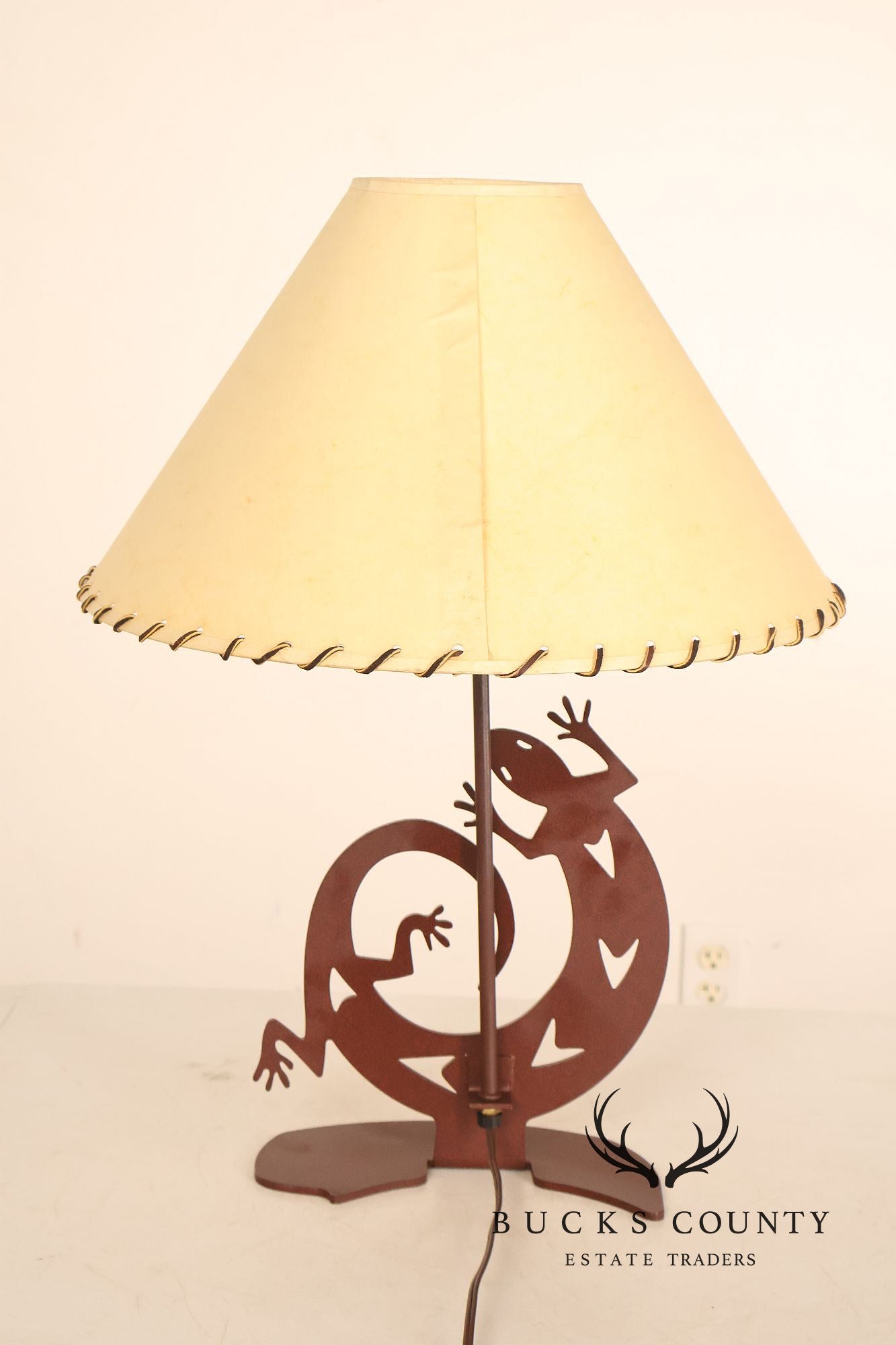 Southwestern Style Steel Gecko Table Lamp