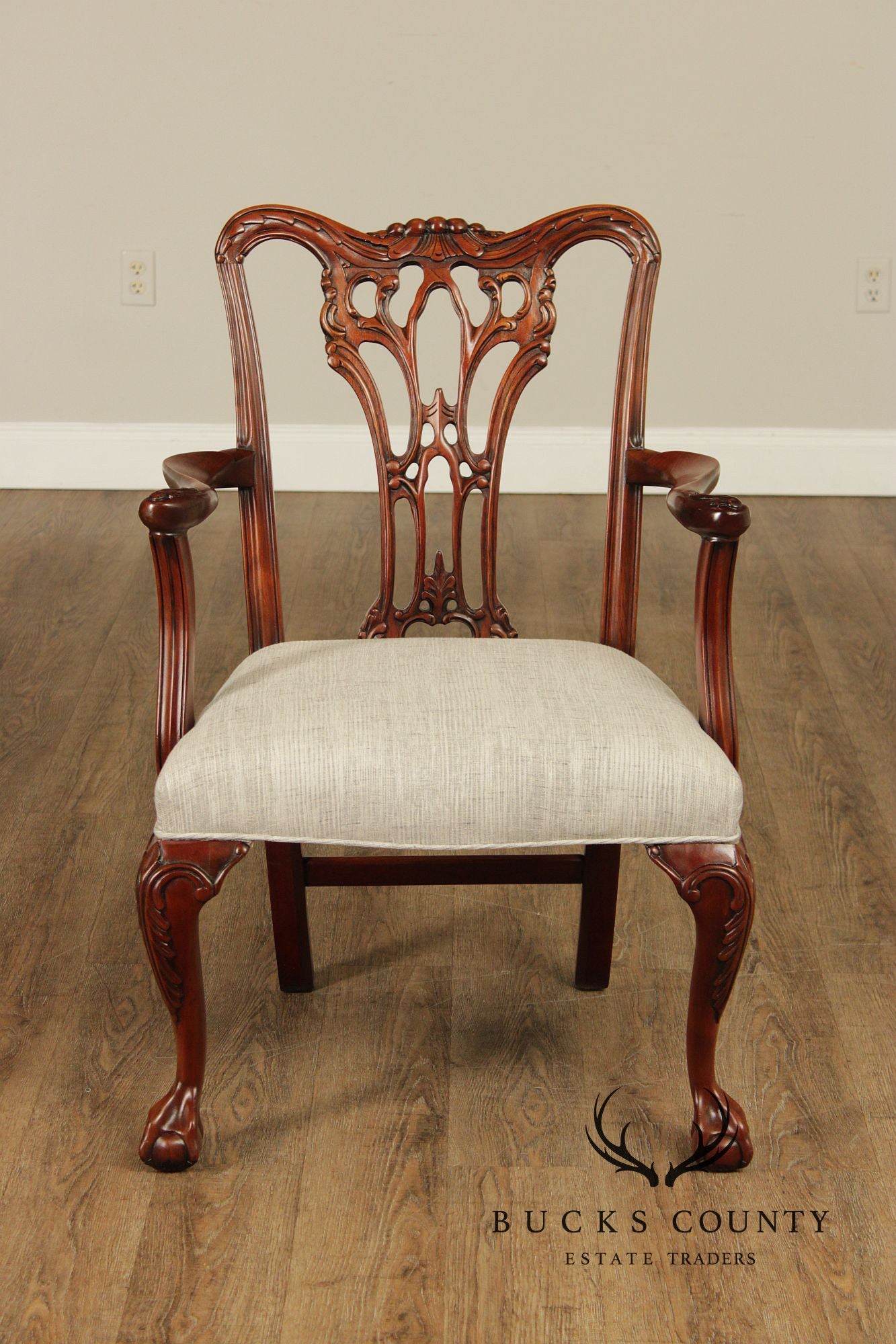 Chippendale Style Quality Set Of Eight Solid Mahogany Dining Chairs