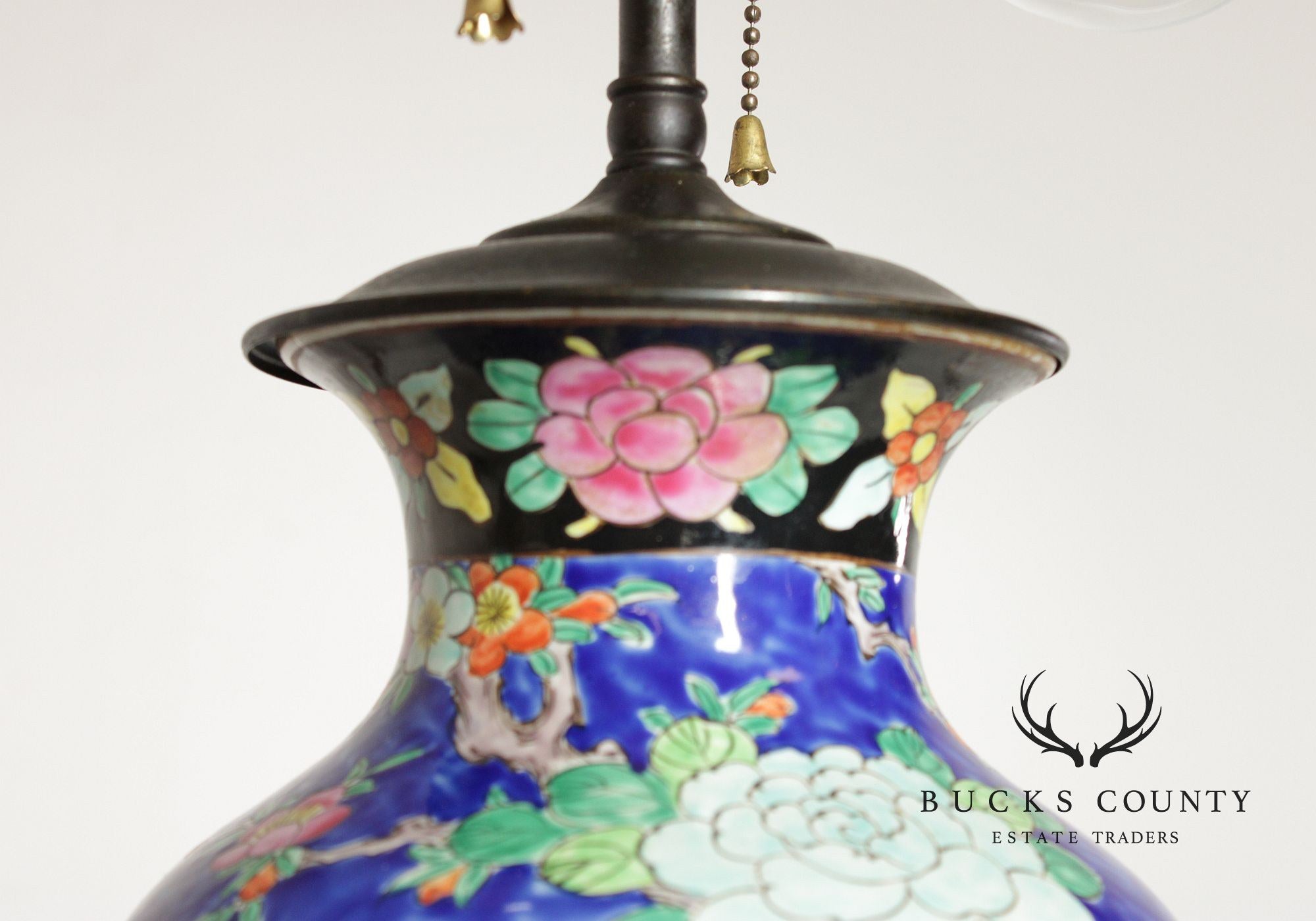 Asian Style Vintage Glazed Porcelain Table Lamp
