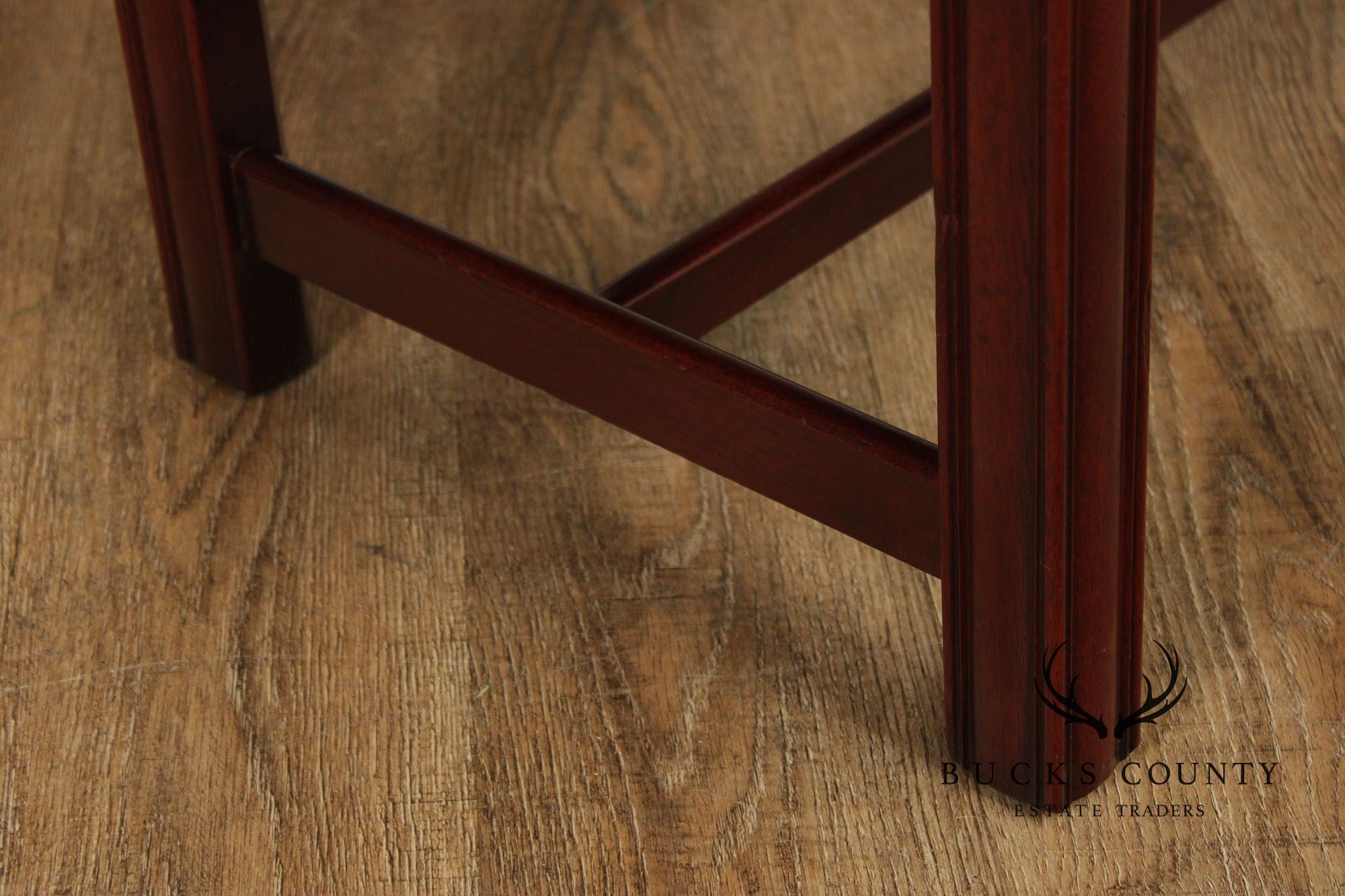 Hickory Chair Chippendale Style Mahogany Window Bench