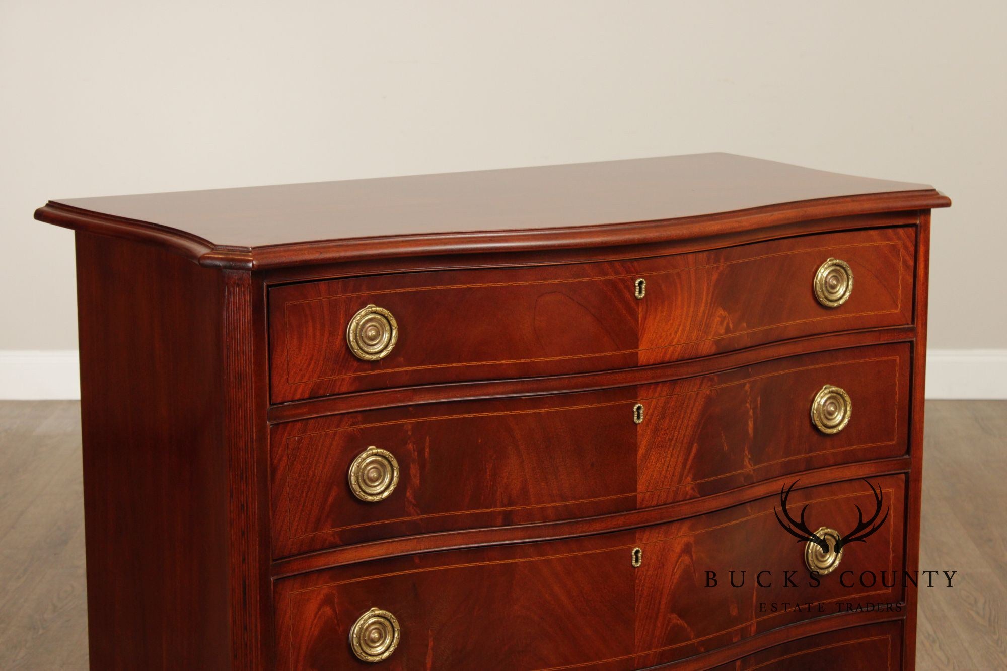 Hickory Chair 'Mount Vernon' Mahogany Serpentine Chest Of Drawers