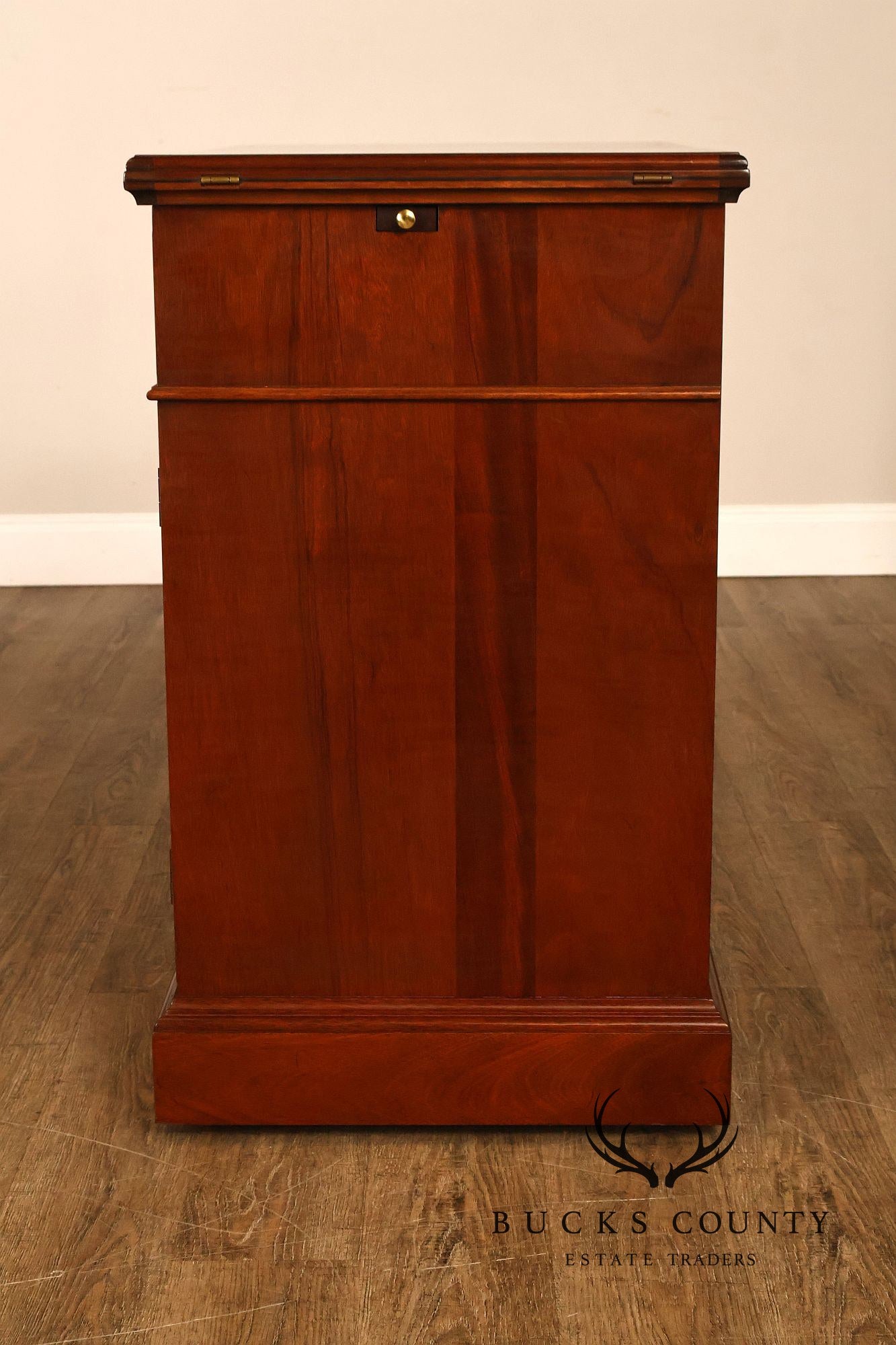 Stickley Traditional Mahogany Flip-Top Server Cabinet