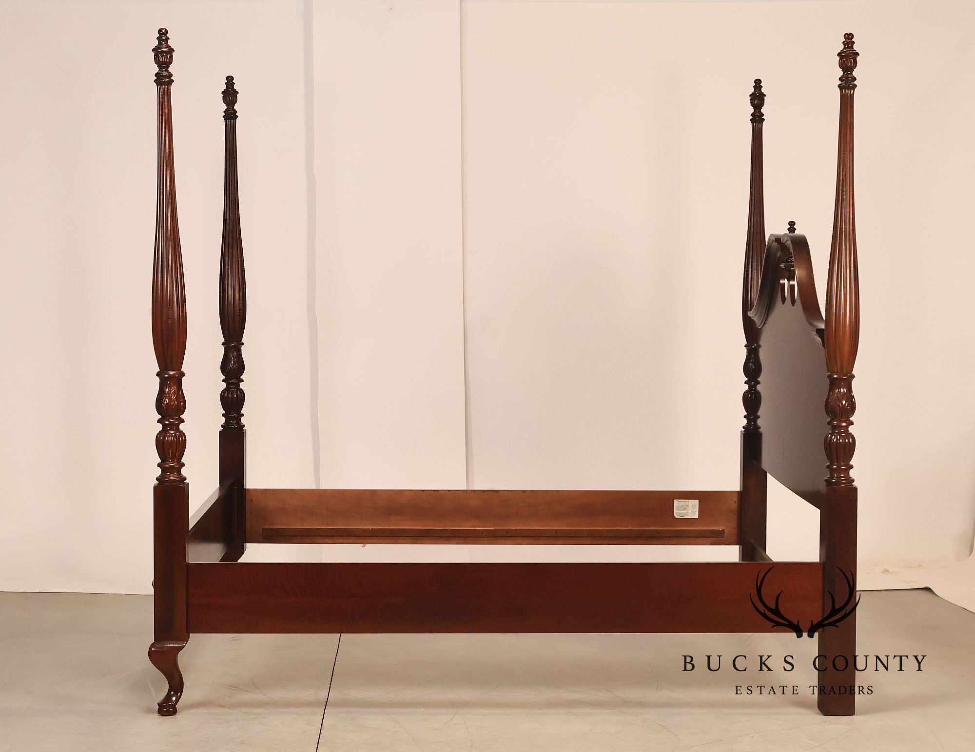 Thomasville Collectors Cherry Chippendale Style King Poster Bed