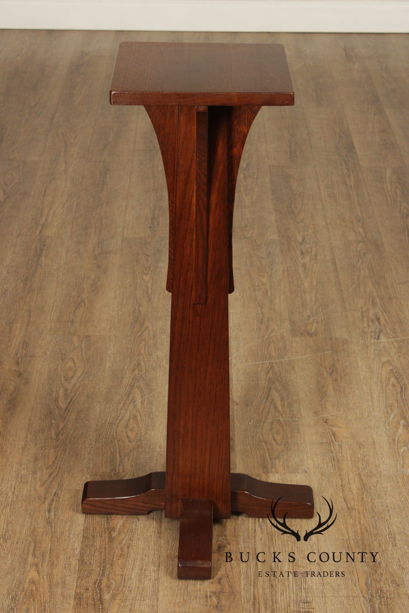 Stickley Mission Collection Oak Pedestal