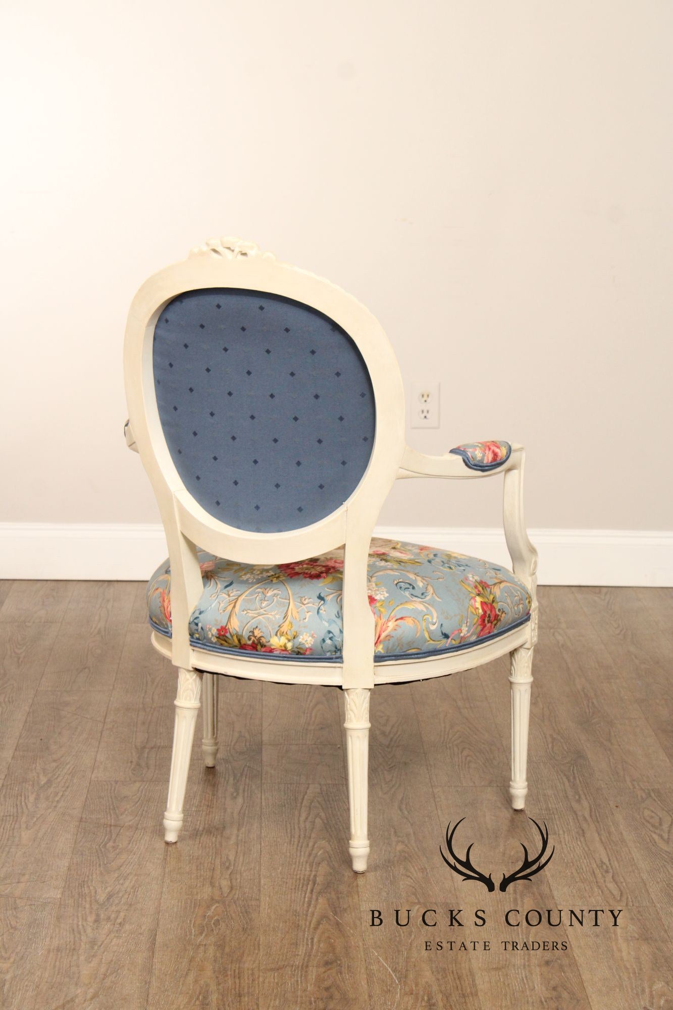French Louis XVI Style Pair of Painted Fauteuil Armchairs