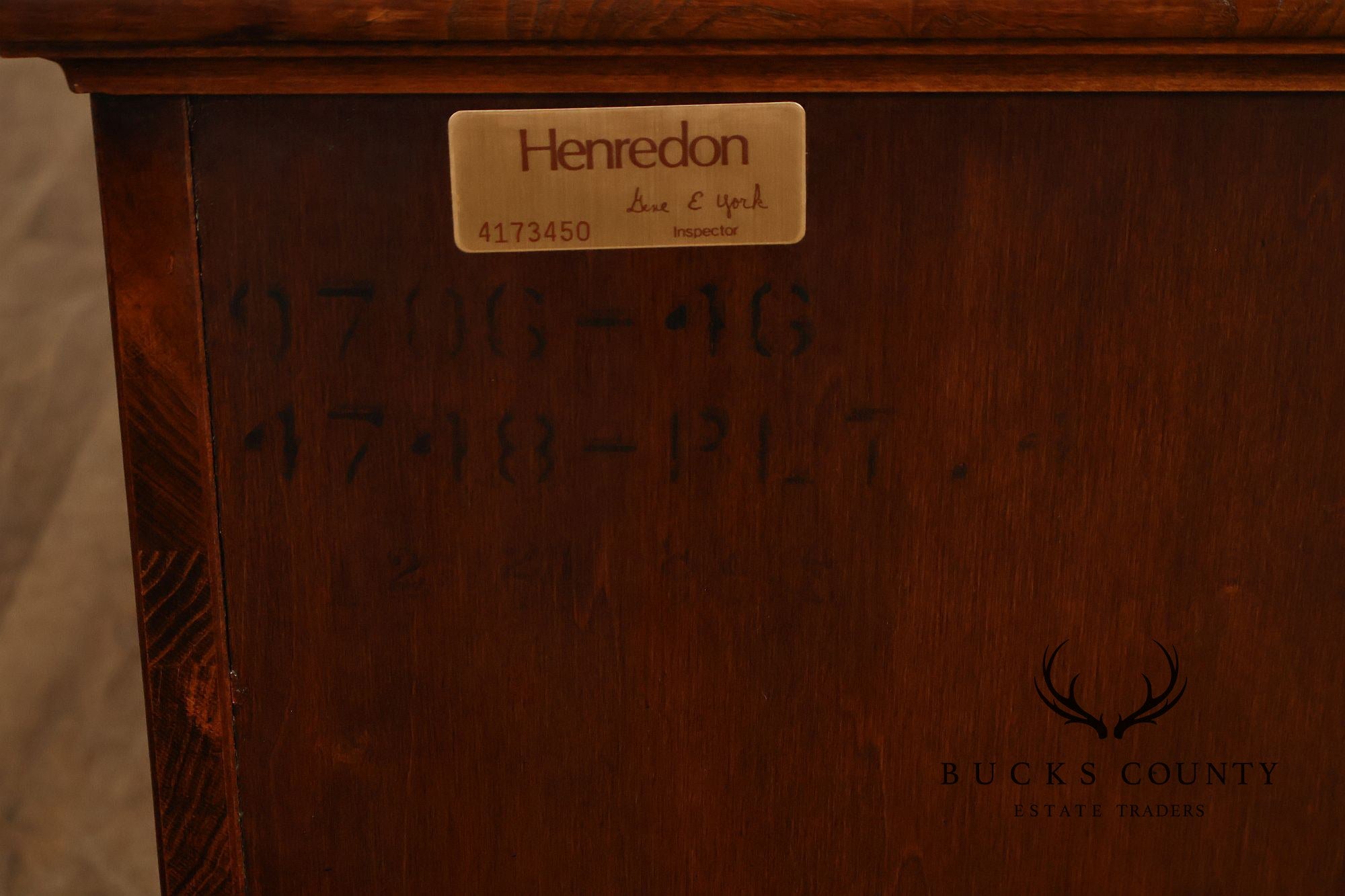 Henredon Georgian Style Burlwood Lowboy