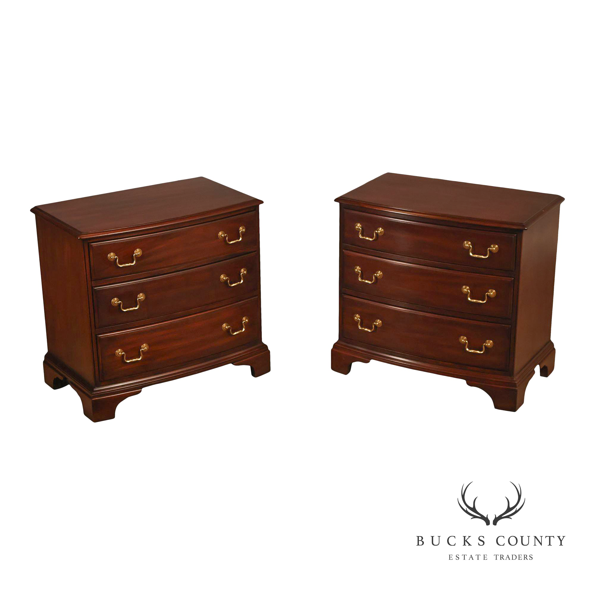 Henkel Harris Chippendale Style Pair Of Mahogany Bowfront Three-Drawer Nightstands