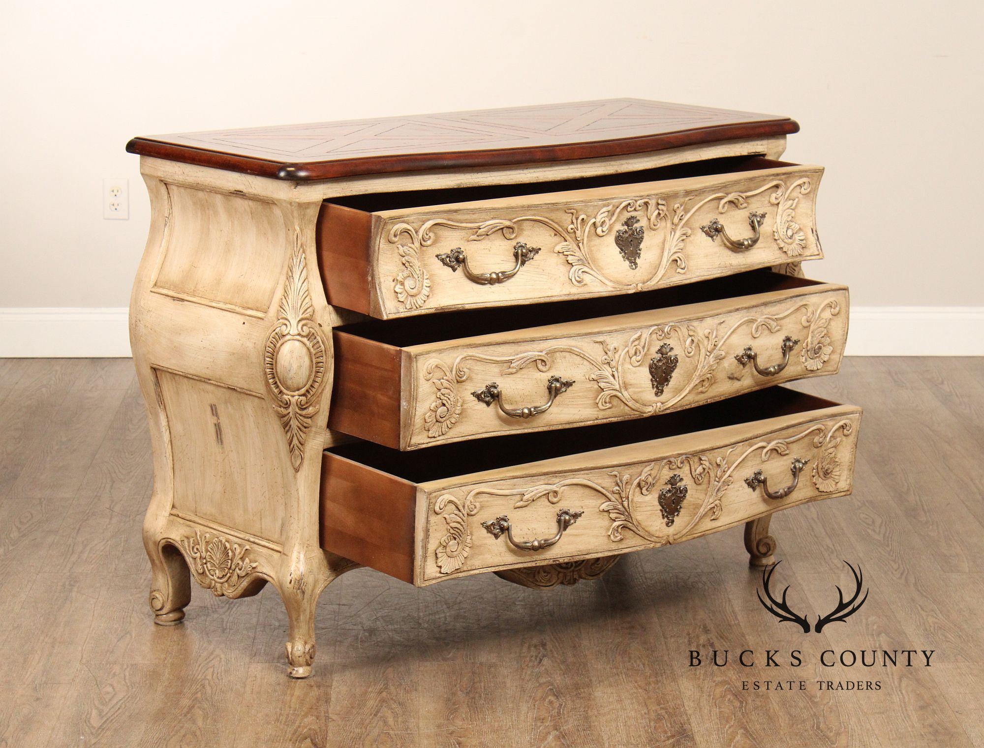 Henredon Italian Provincial Style Cream Painted Chest of Drawers