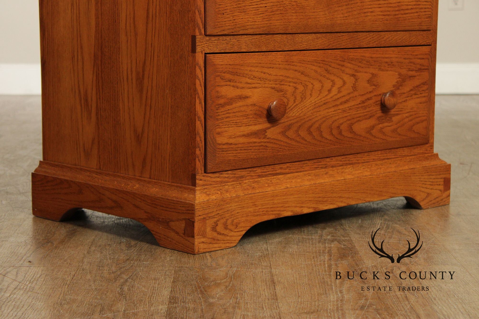 Hunt Country Furniture Oak Eight Drawer High Chest